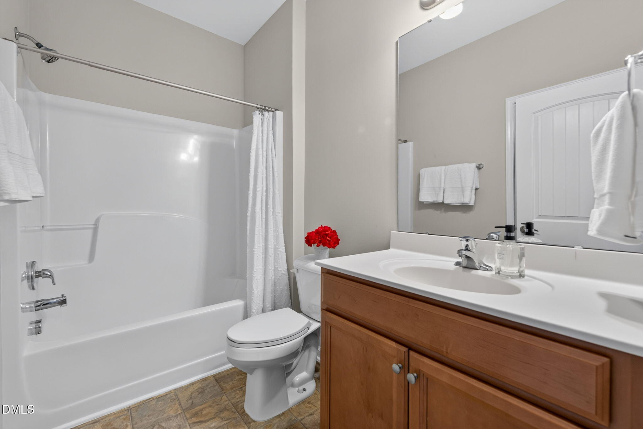 1013 Cadence Lane Property Photo 11