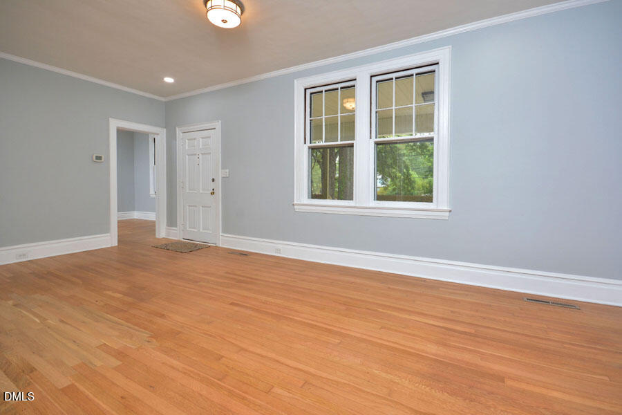 2307 Chapel Hill Road Property Photo 3