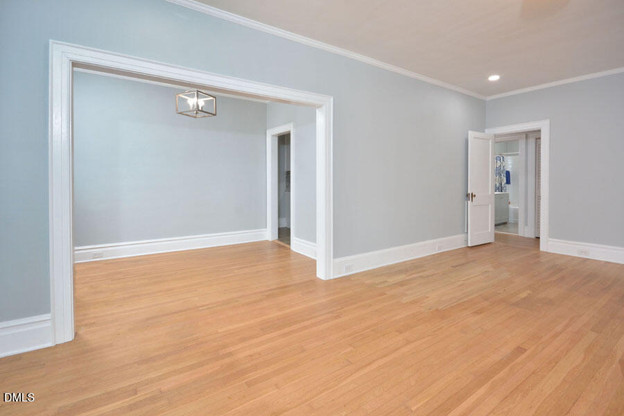2307 Chapel Hill Road Property Photo 4