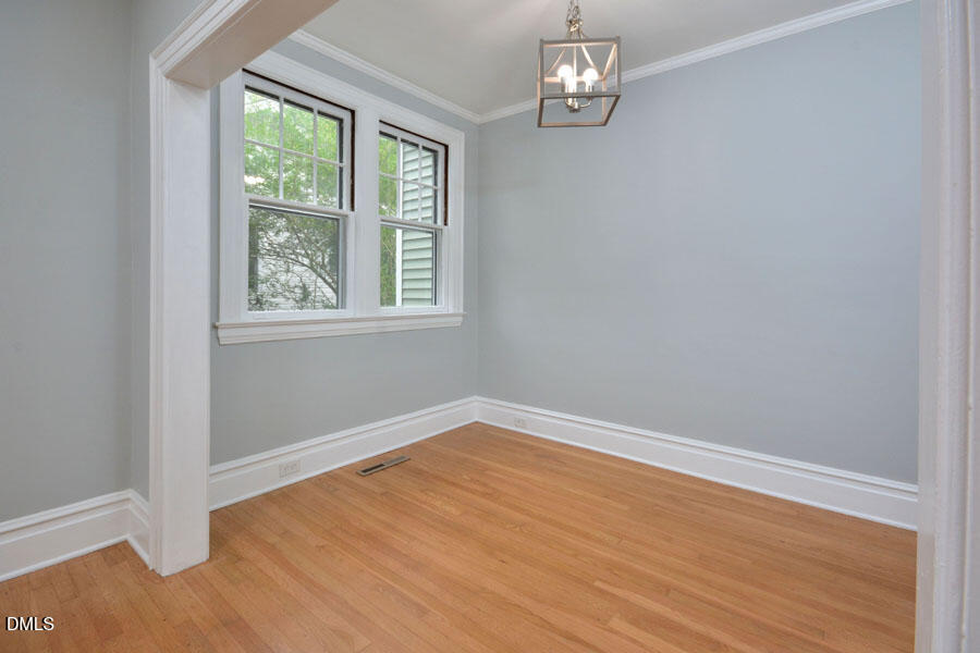 2307 Chapel Hill Road Property Photo 5