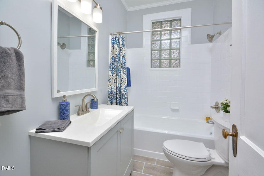 2307 Chapel Hill Road Property Photo 16