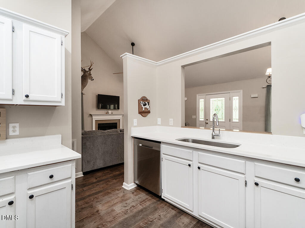8553 Black Walnut Court Property Photo 16