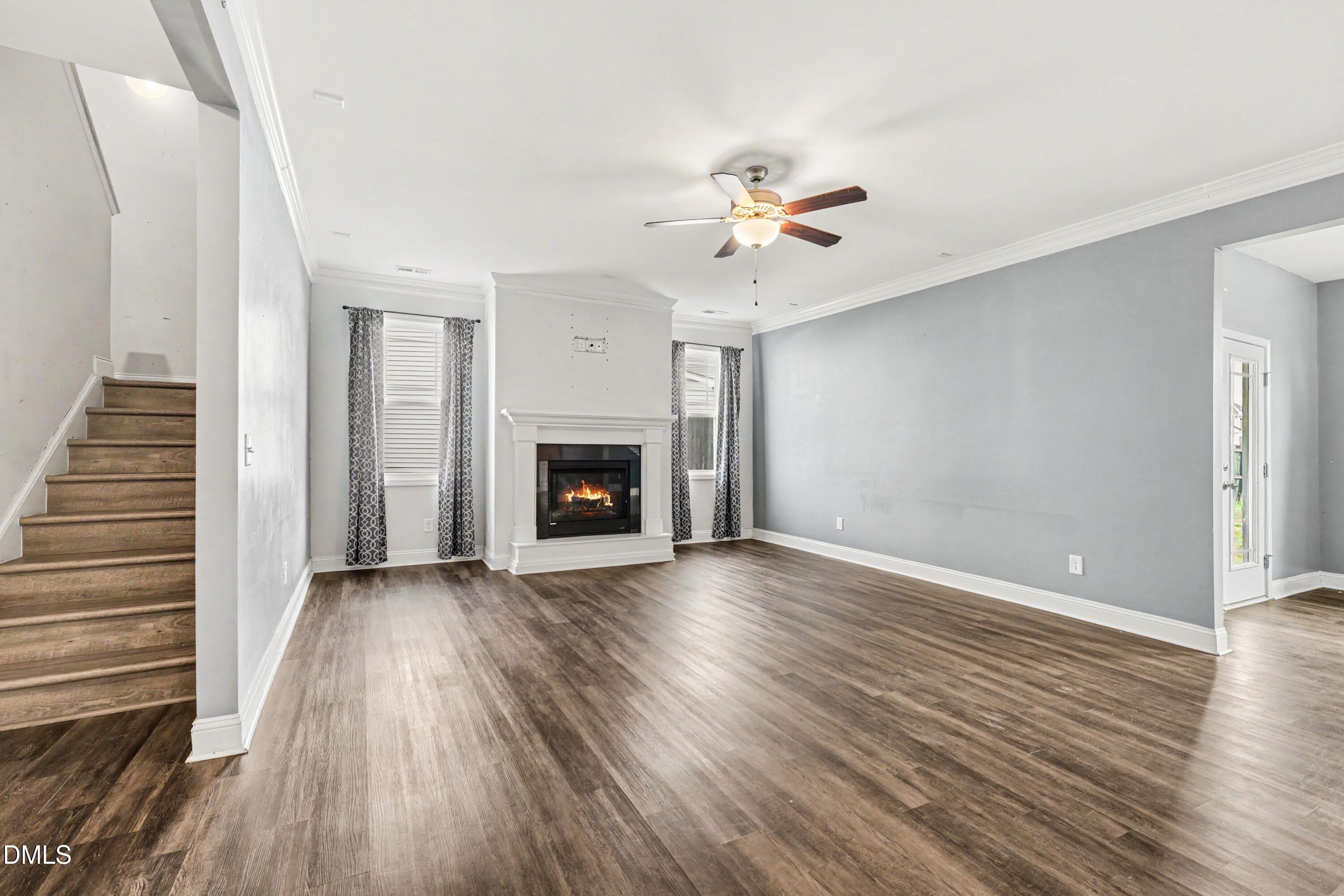1665 Man O War Drive Property Photo 6