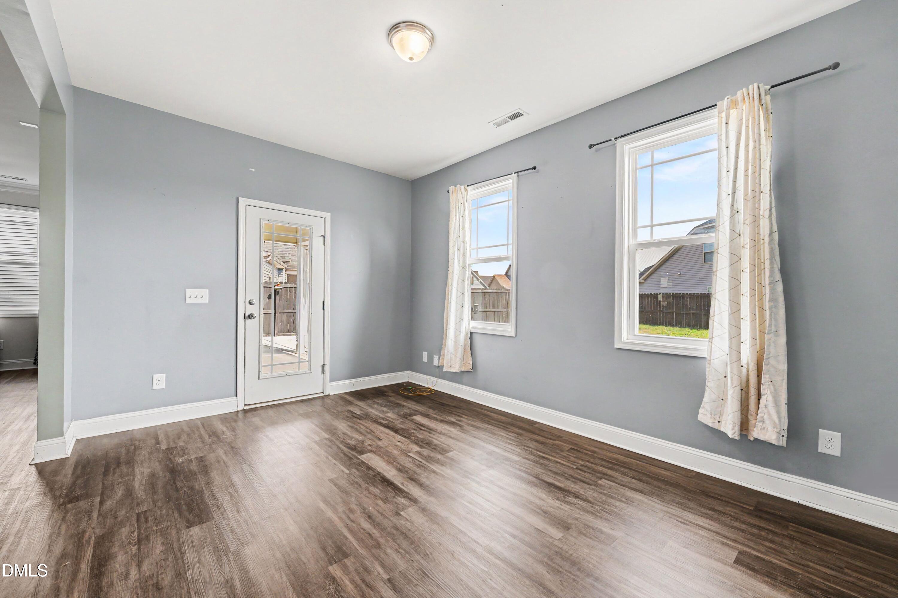 1665 Man O War Drive Property Photo 8