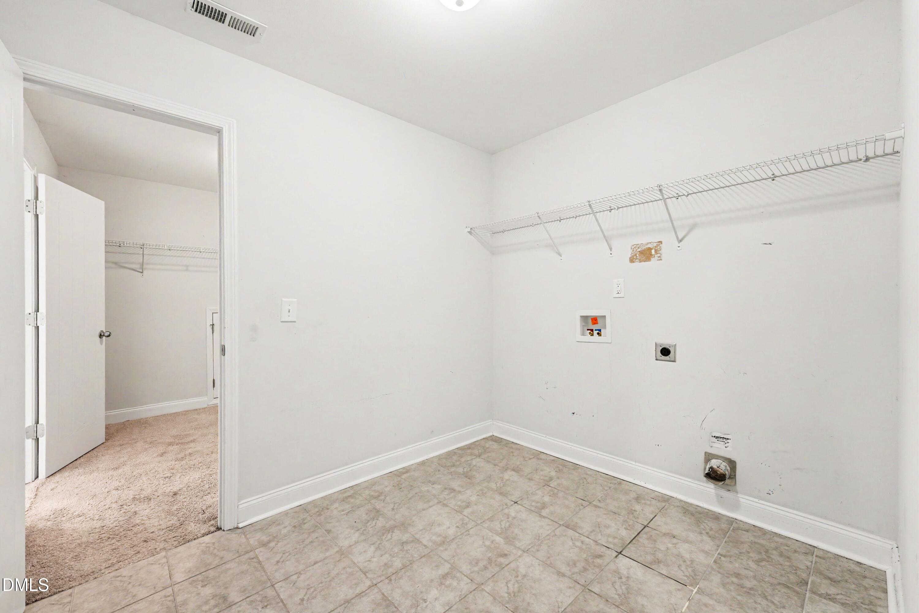 1665 Man O War Drive Property Photo 24