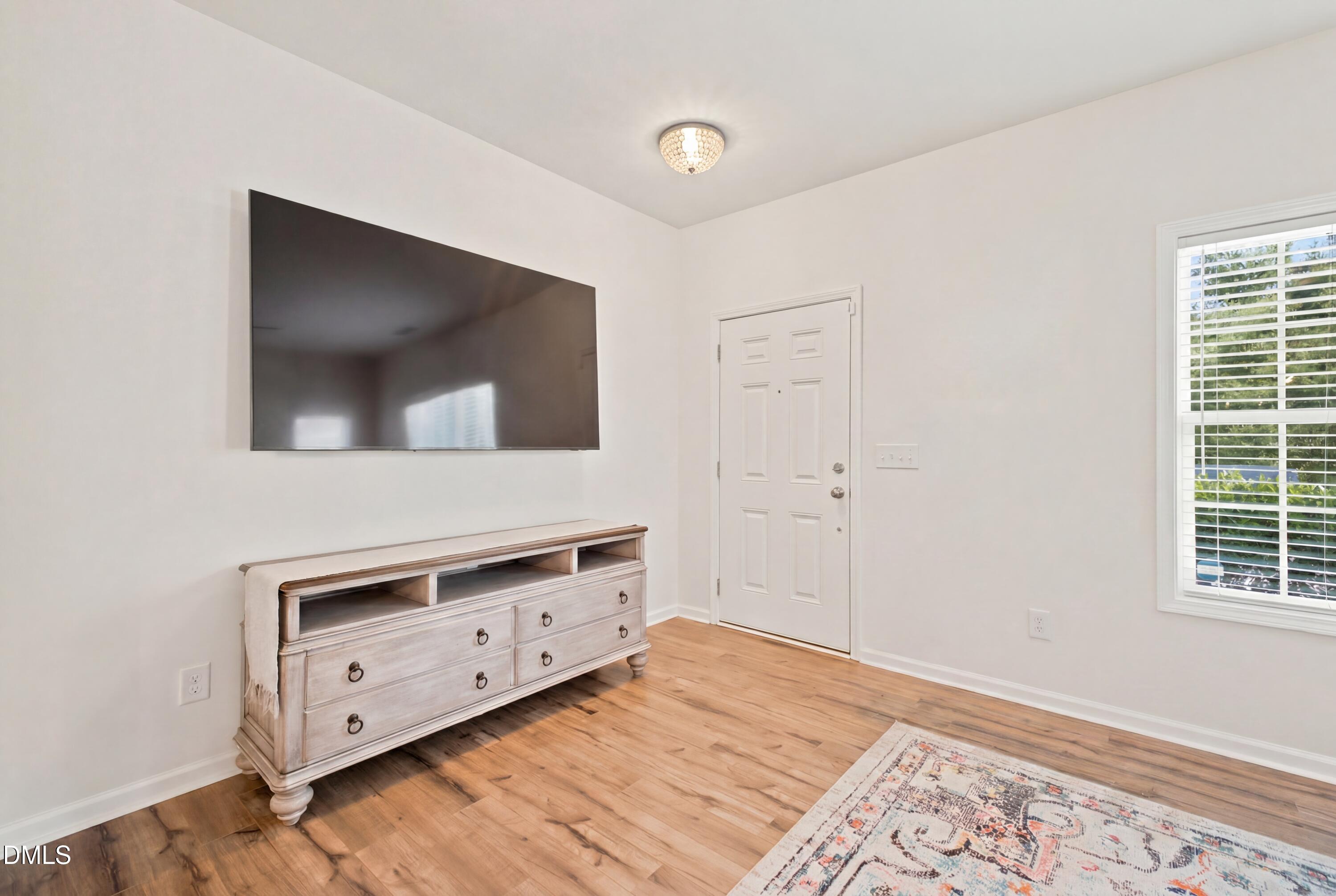1625 Main Divide Drive Property Photo 10