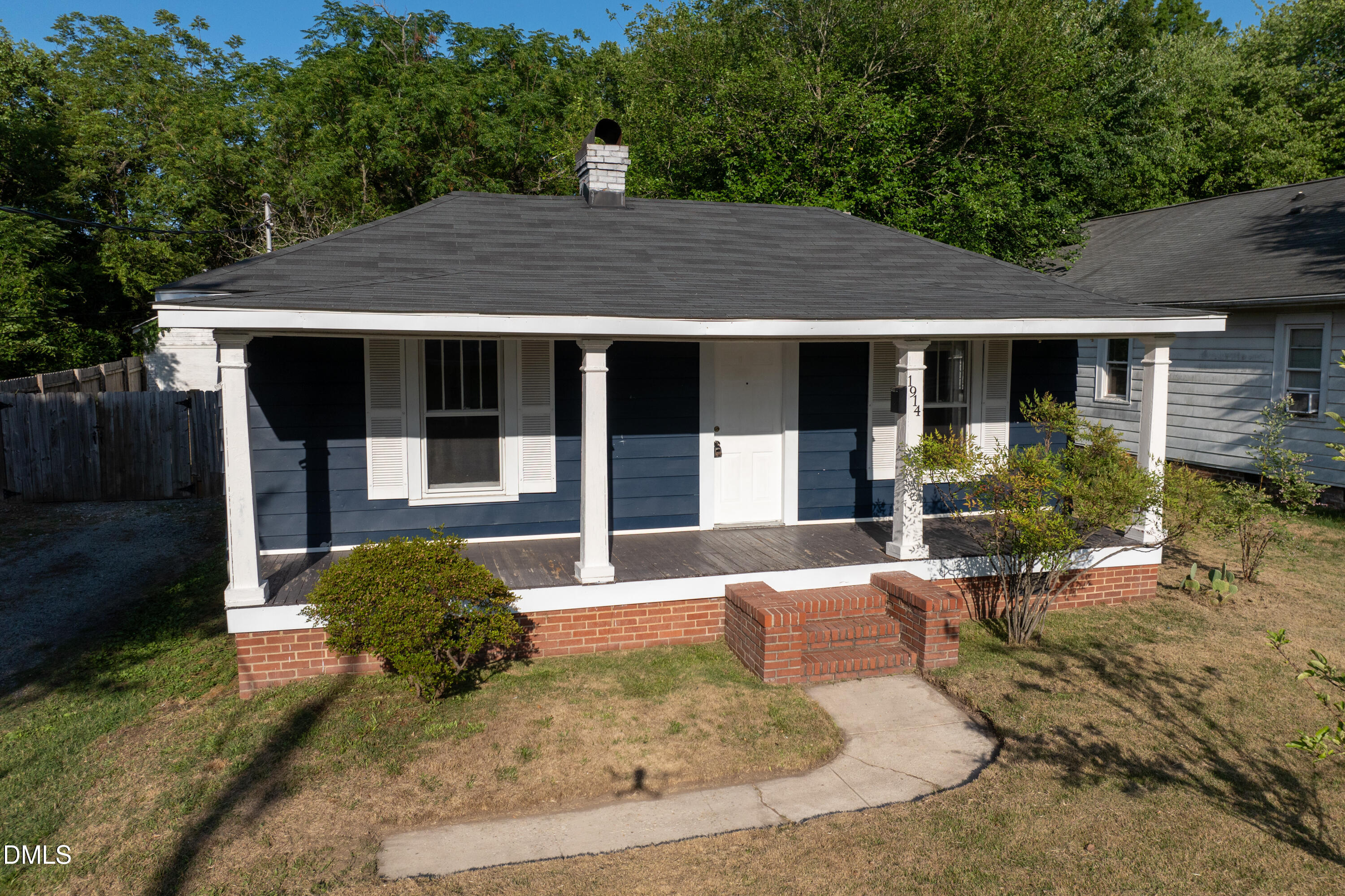 1914 Haverford Street Property Photo 6
