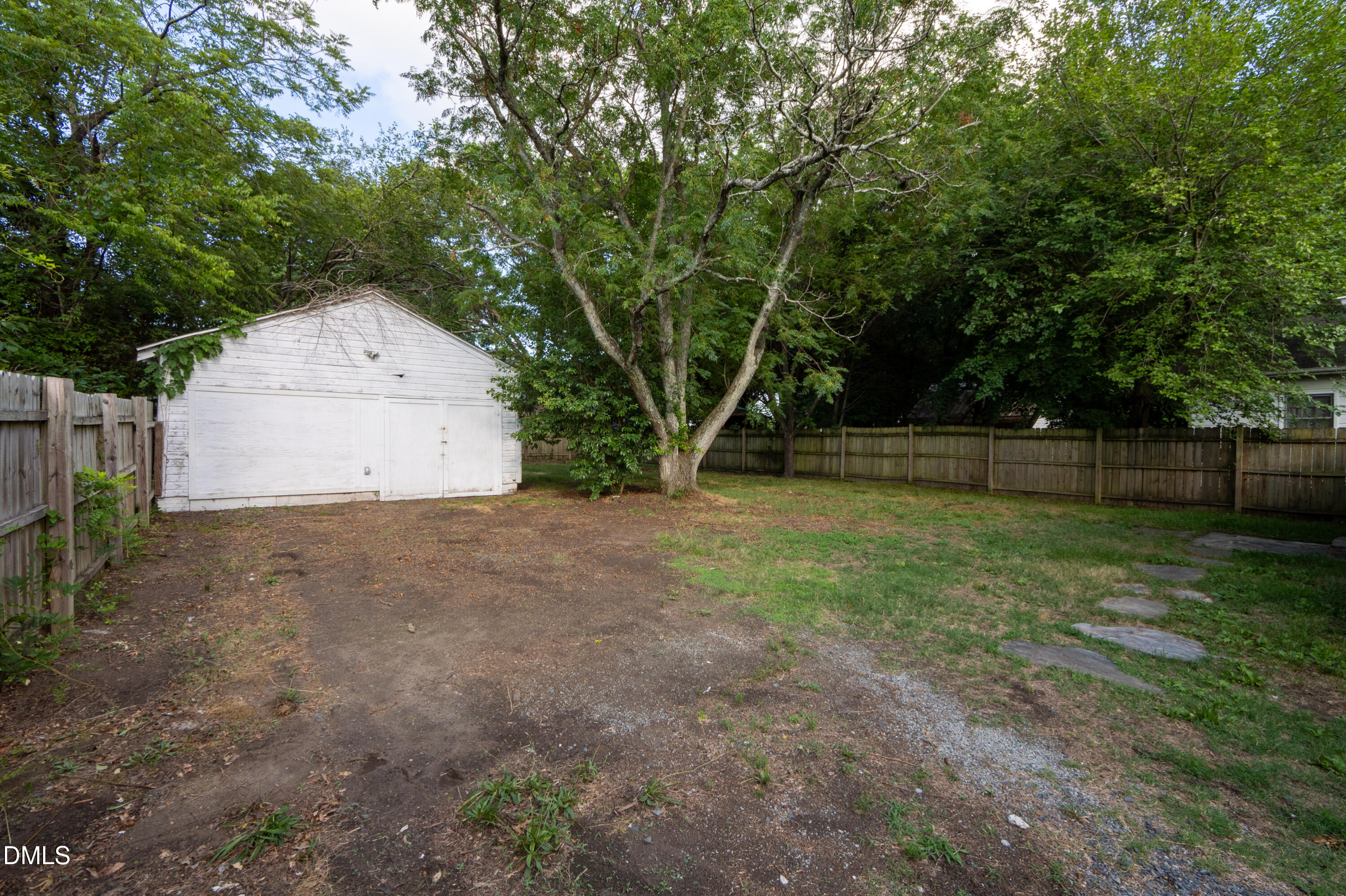 1914 Haverford Street Property Photo 8