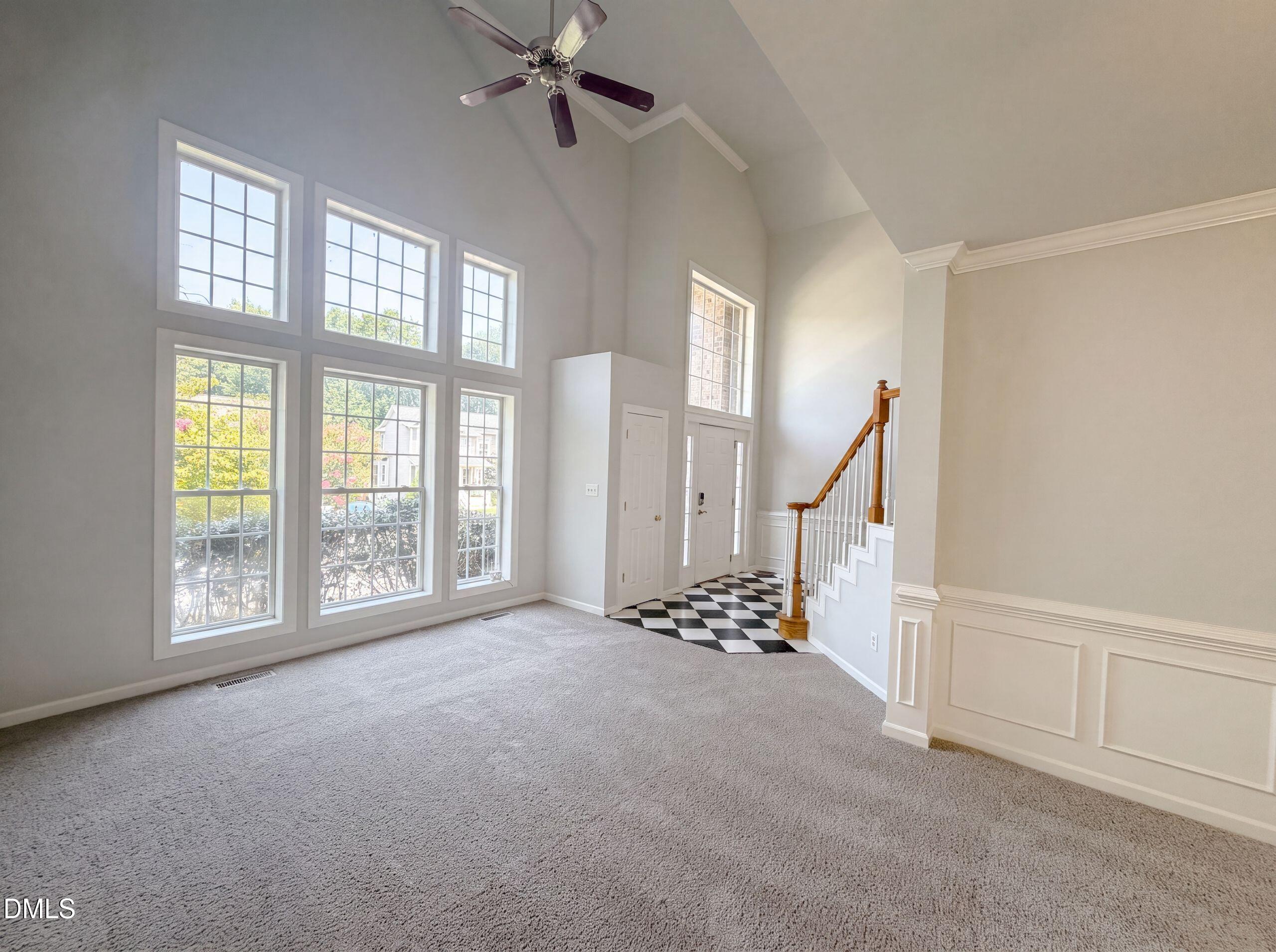 1487 Big Leaf Loop Property Photo 8