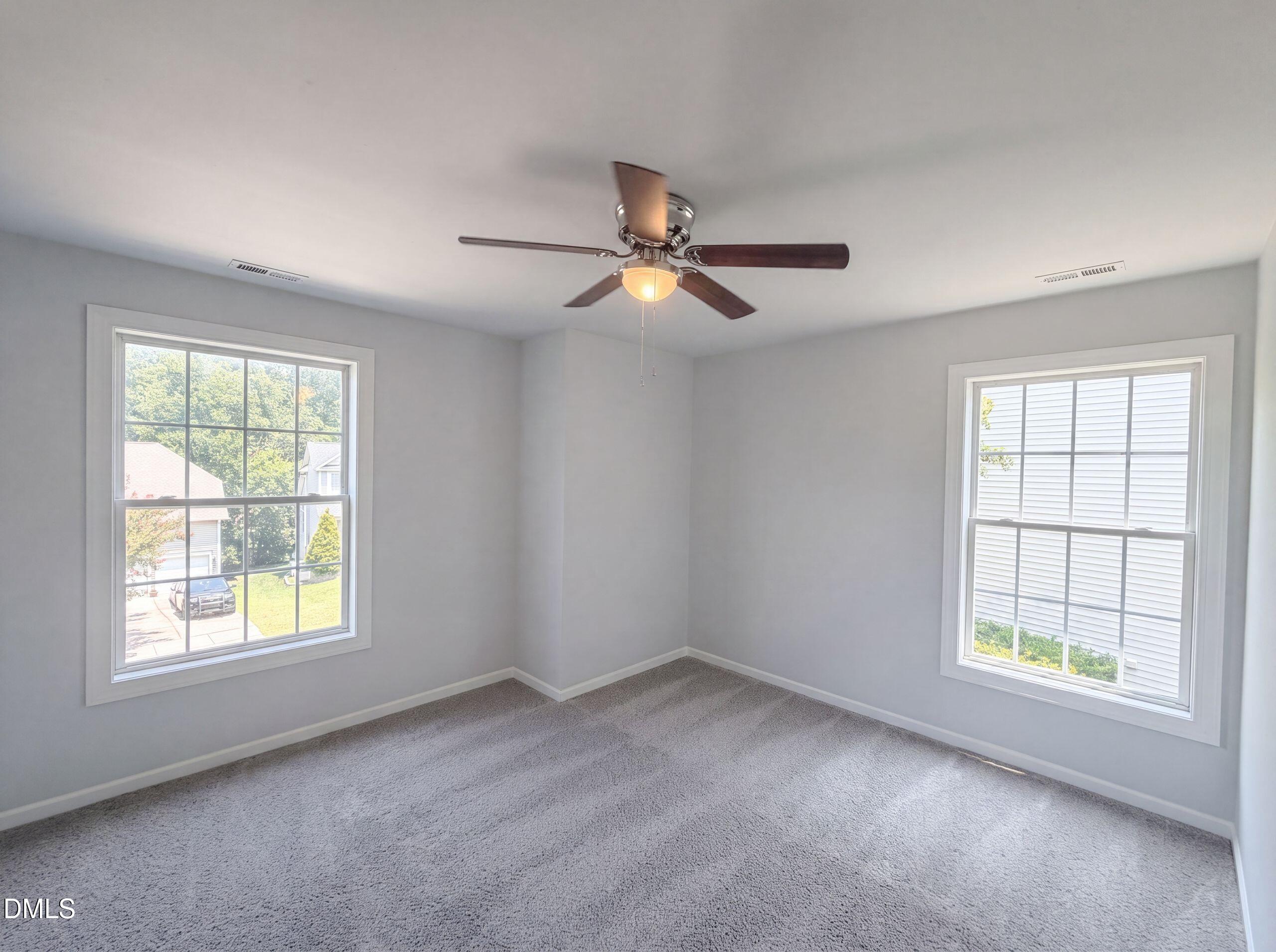 1487 Big Leaf Loop Property Photo 12
