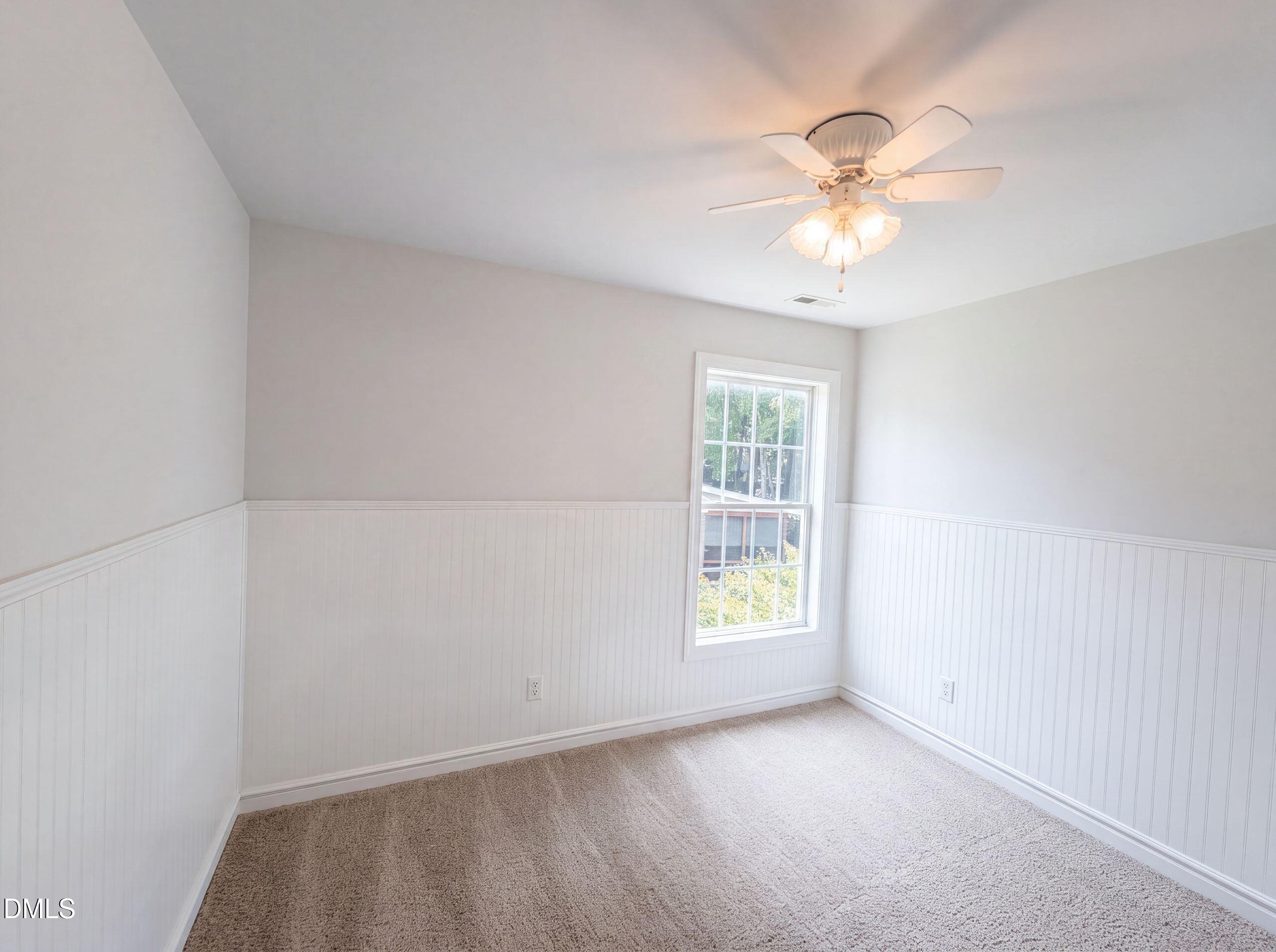 1487 Big Leaf Loop Property Photo 13