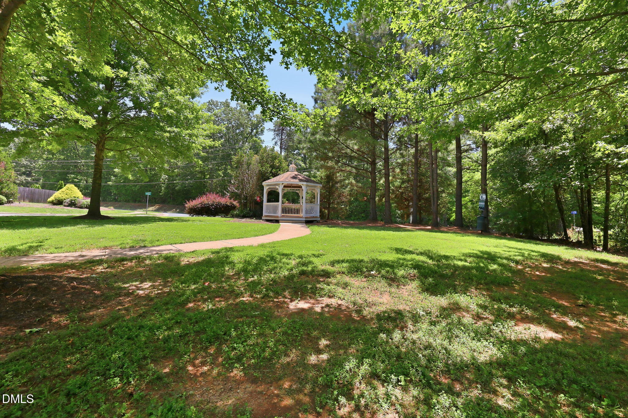 1407 Yellow Wood Drive Property Photo 37