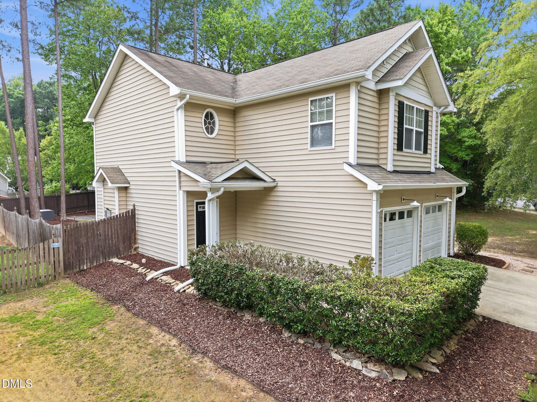 3308 Silver Star Drive Property Photo 3