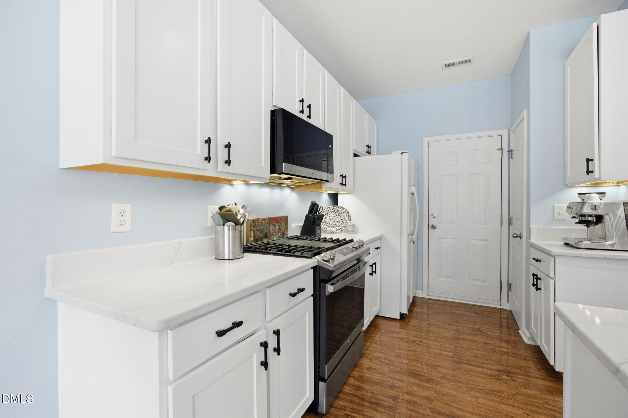 3308 Silver Star Drive Property Photo 12