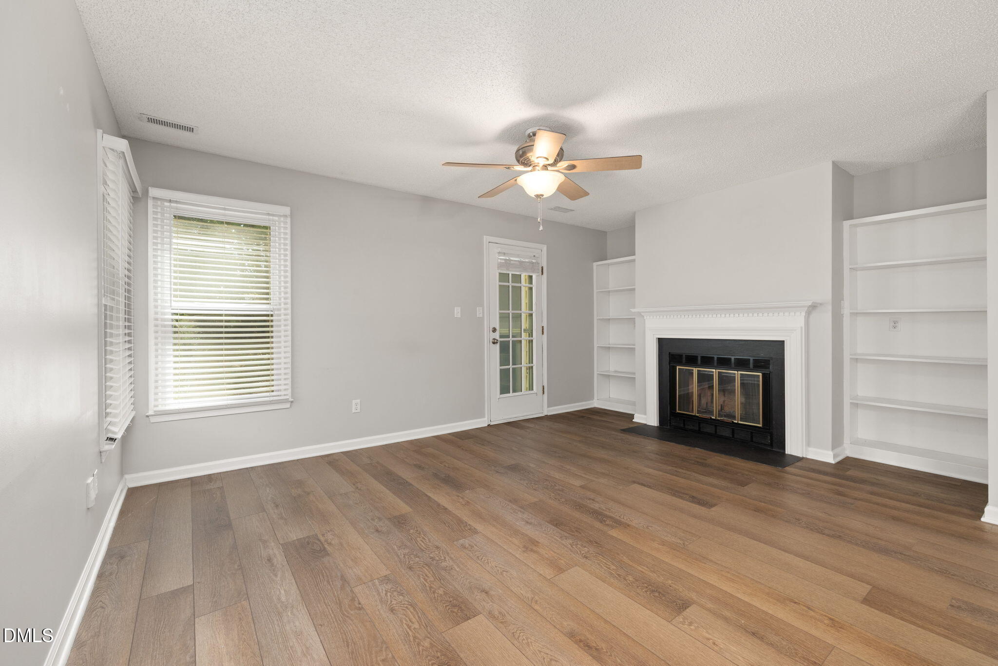 4340 Bona Court Property Photo 10