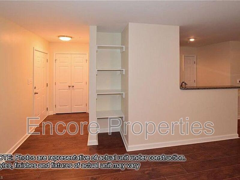 2608 Pennoak Way H Property Photo 8