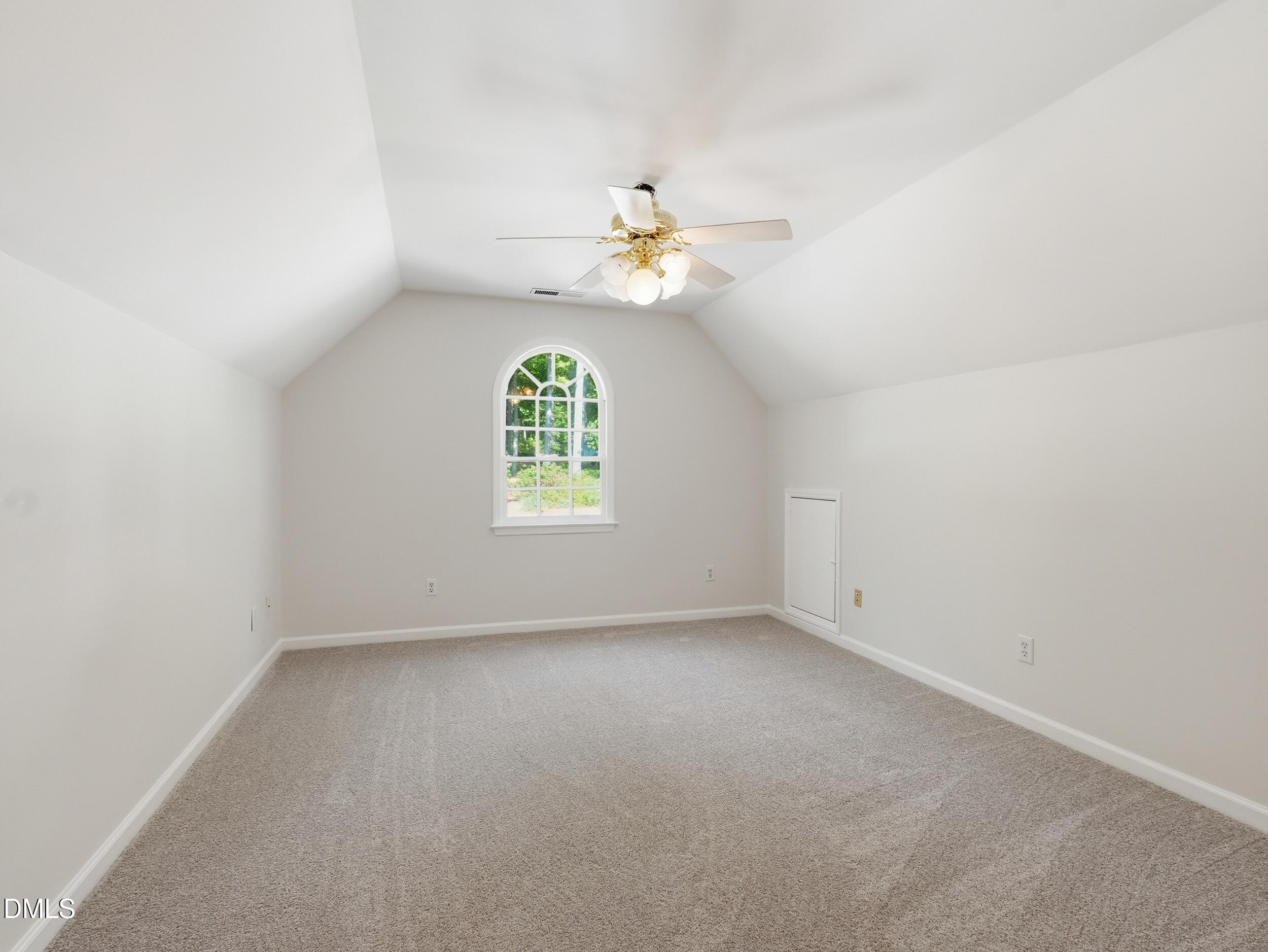 111 Windrock Lane Property Photo 25