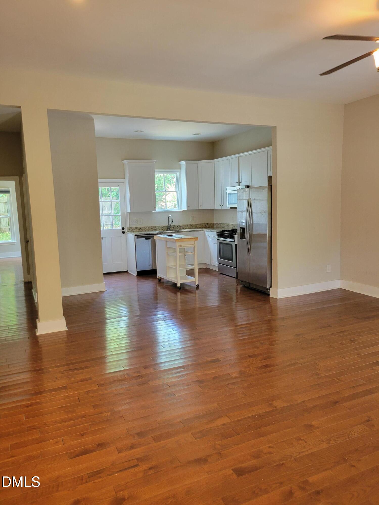 219 E South Street Property Photo 3