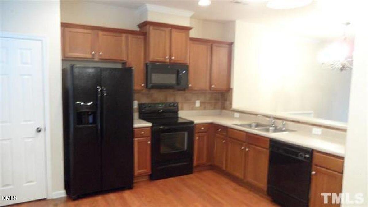 132 Linden Park Lane Property Photo 2