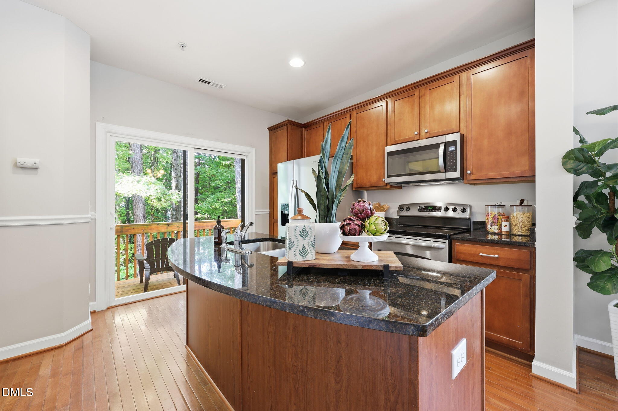 8785 Cypress Grove Run Property Photo 11