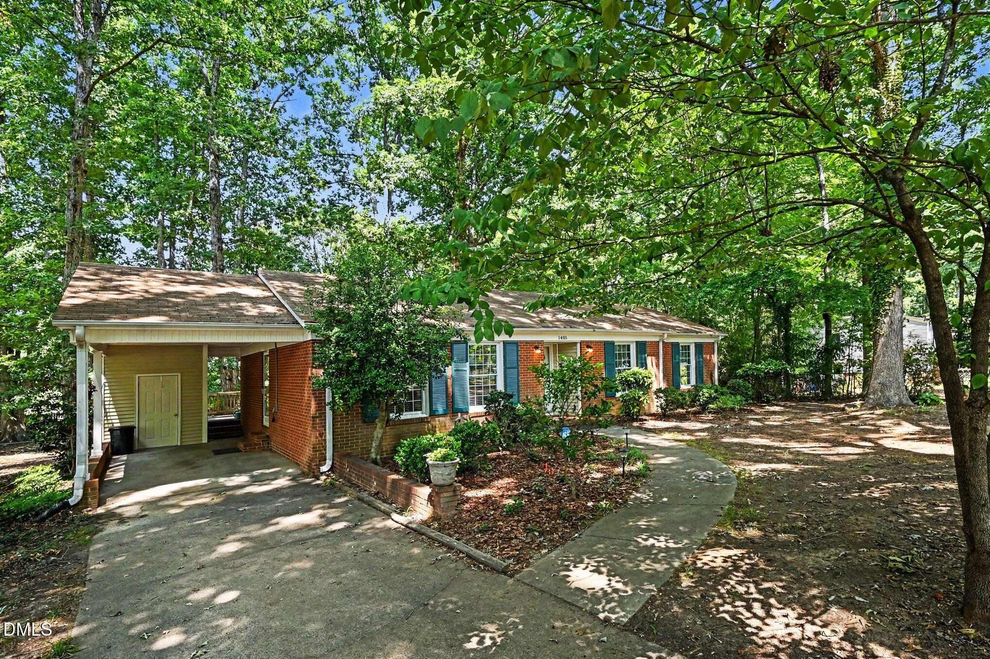 1405 Colewood Drive Property Photo 8