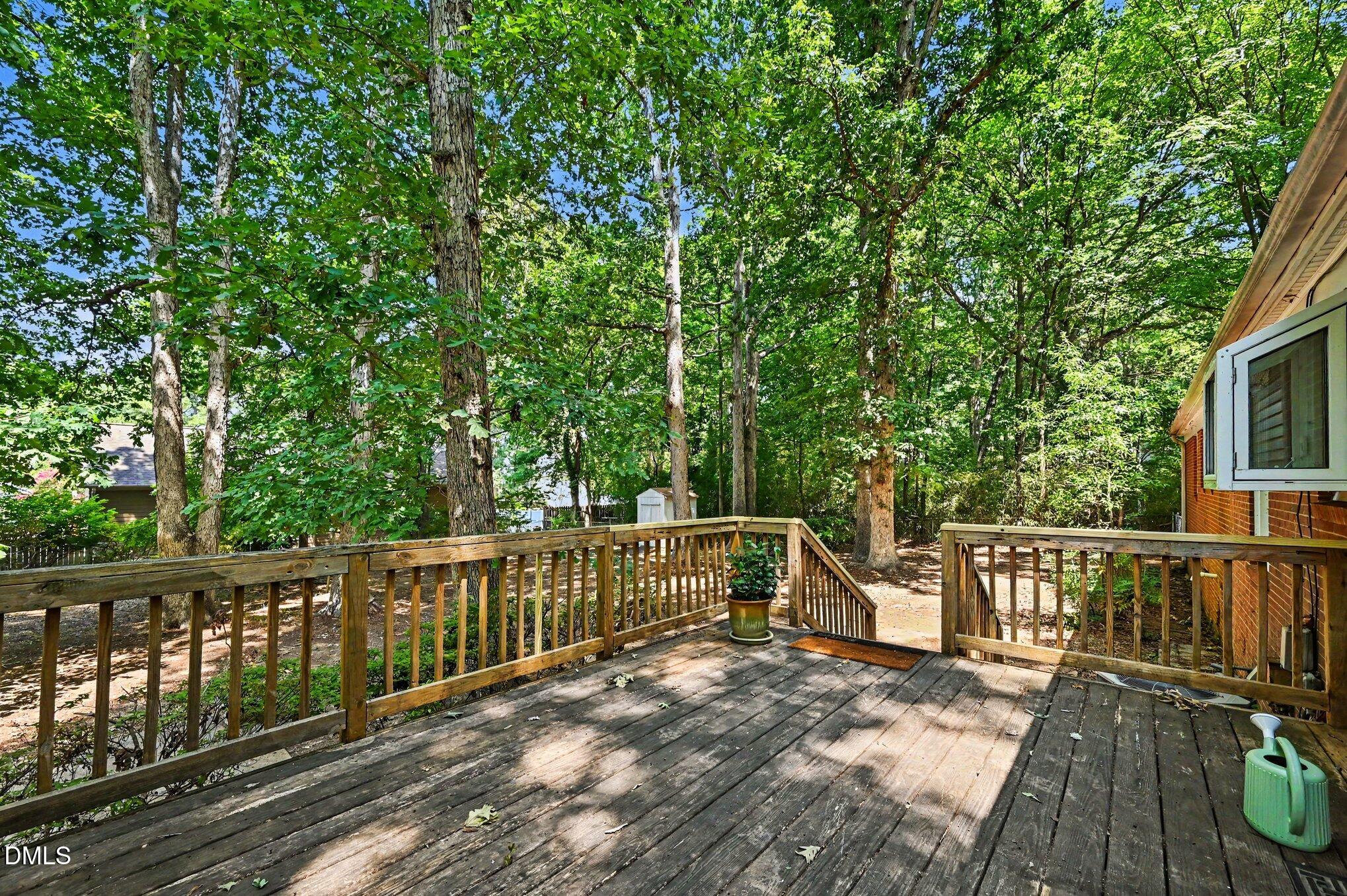 1405 Colewood Drive Property Photo 9