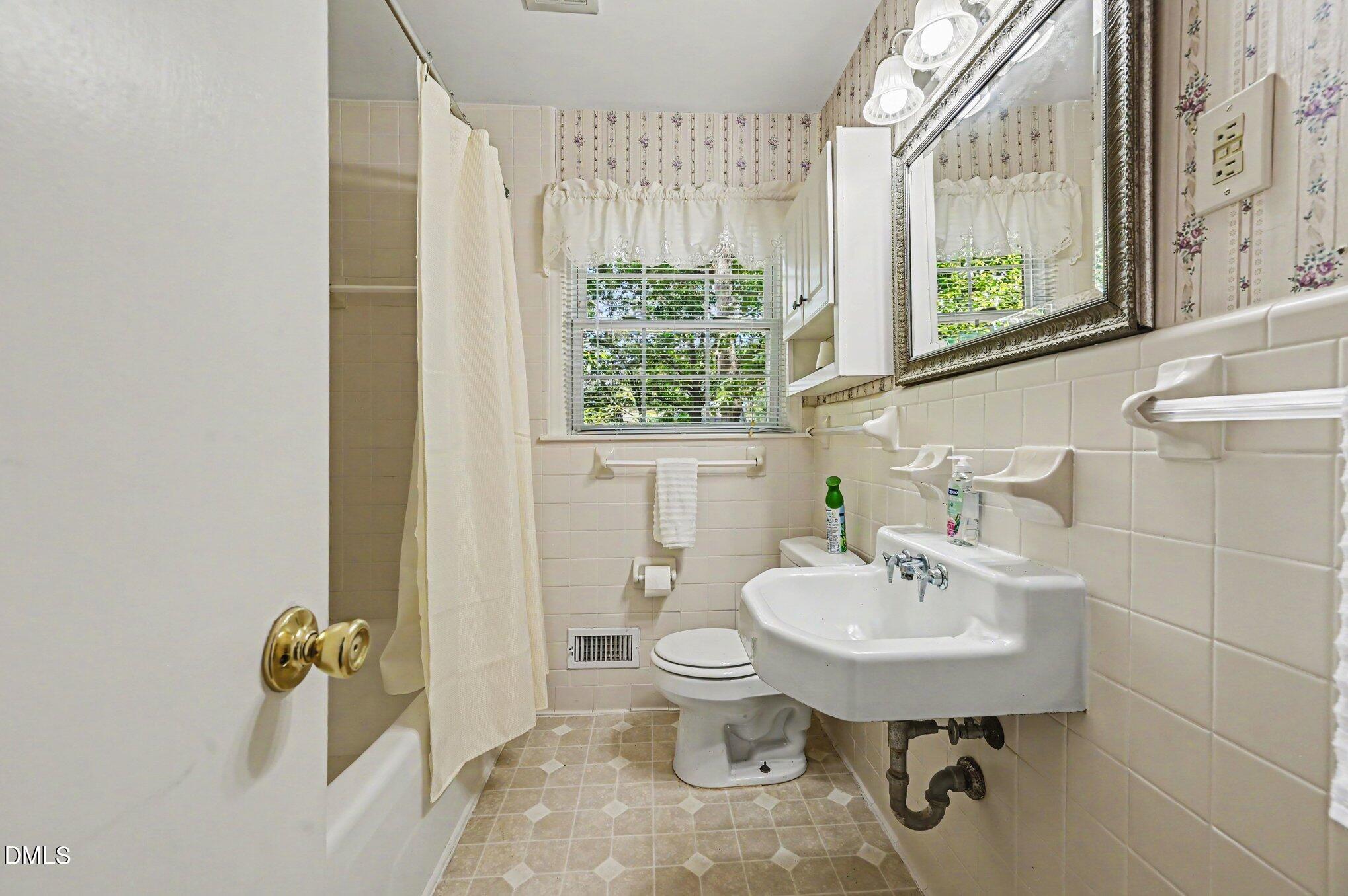 1405 Colewood Drive Property Photo 33