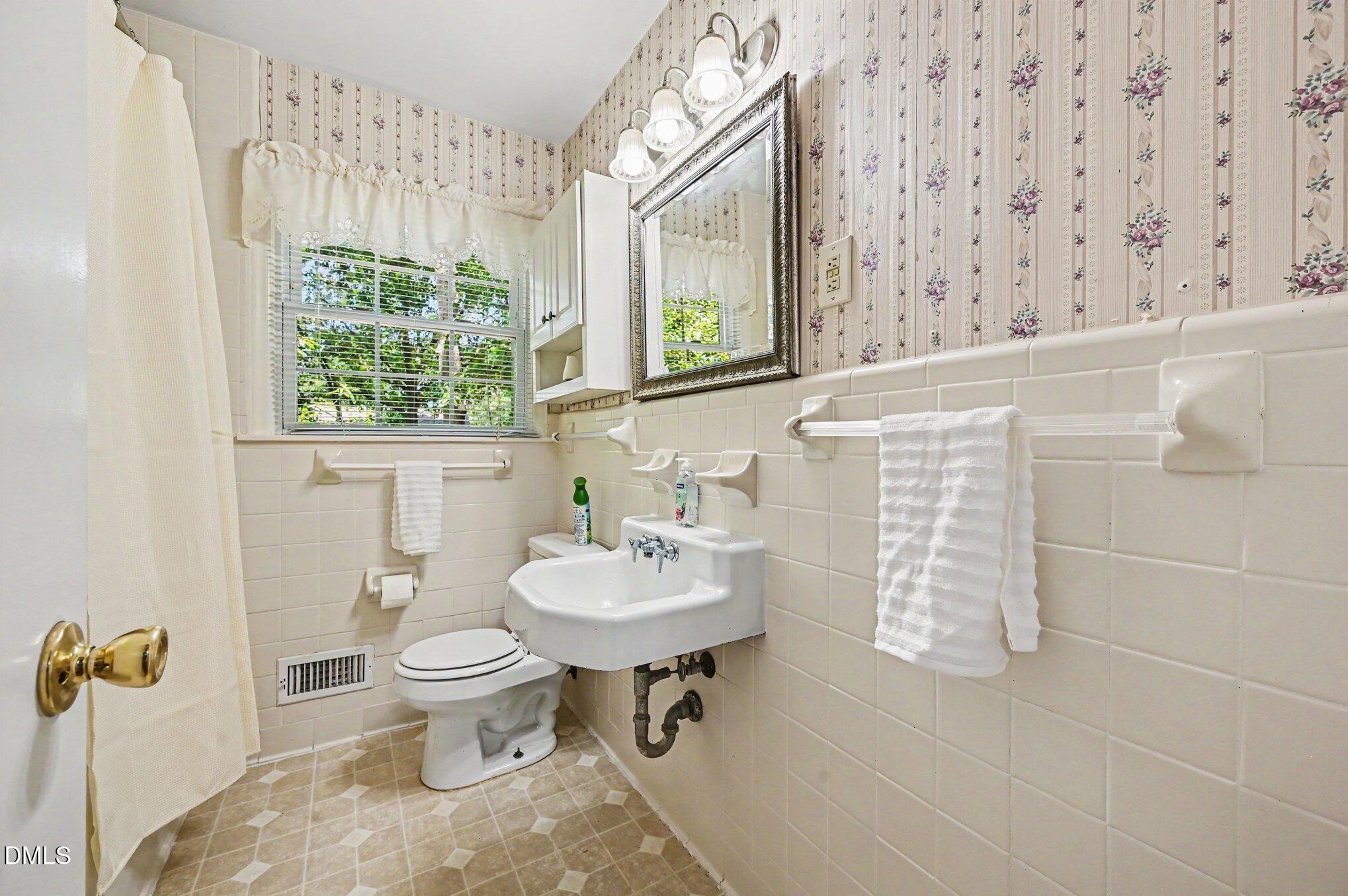 1405 Colewood Drive Property Photo 34
