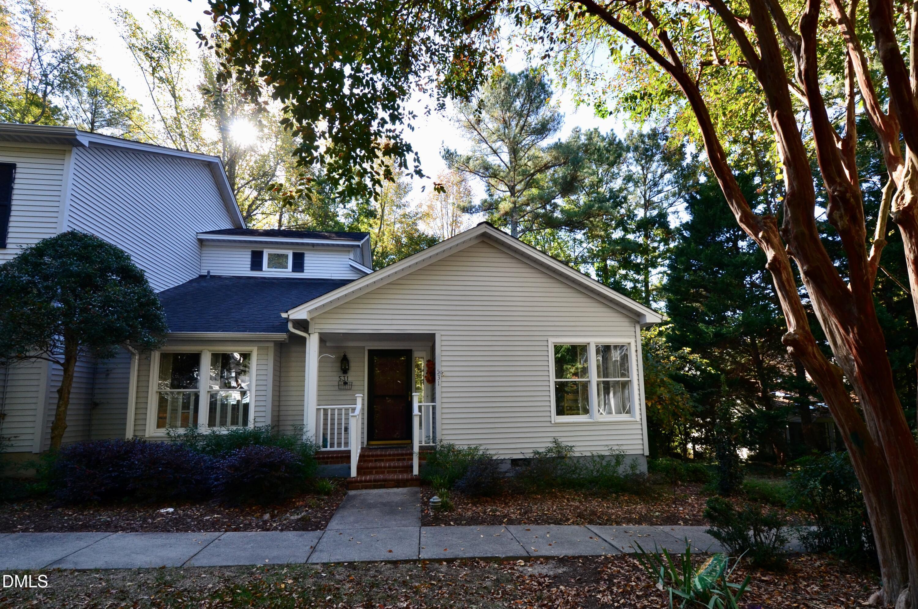 531 Weathersfield Property Photo 1