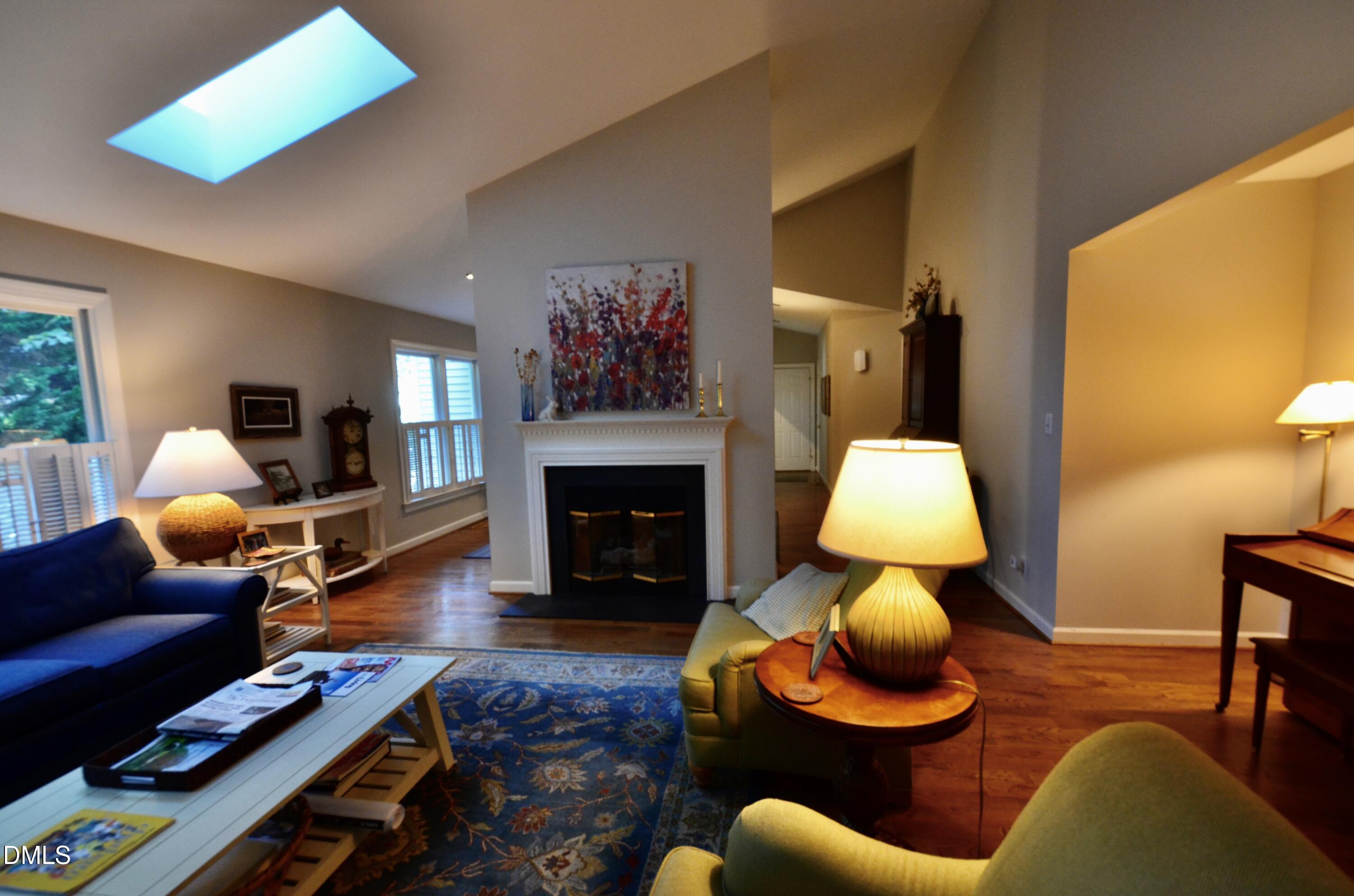 531 Weathersfield Property Photo 11