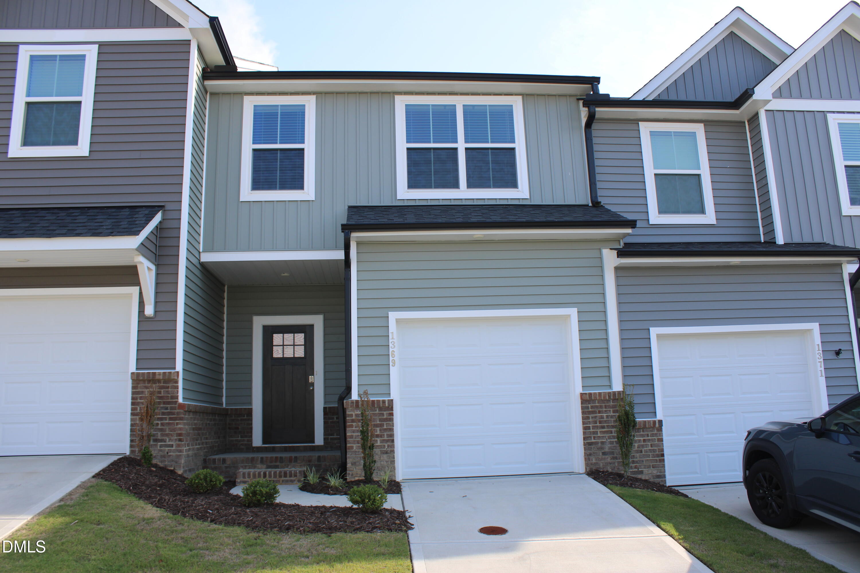 1369 Bessie Court Property Photo 1