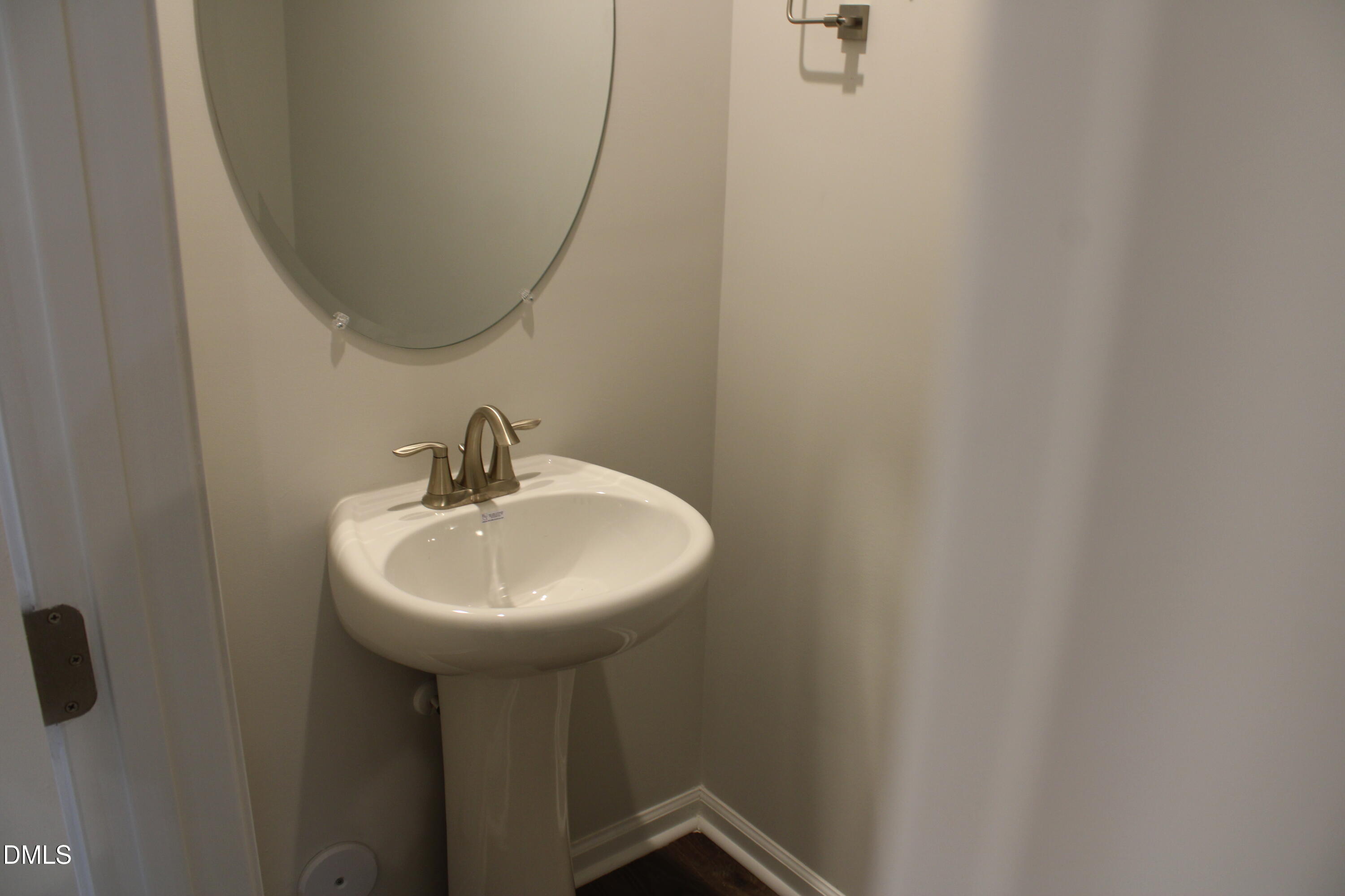 1369 Bessie Court Property Photo 6