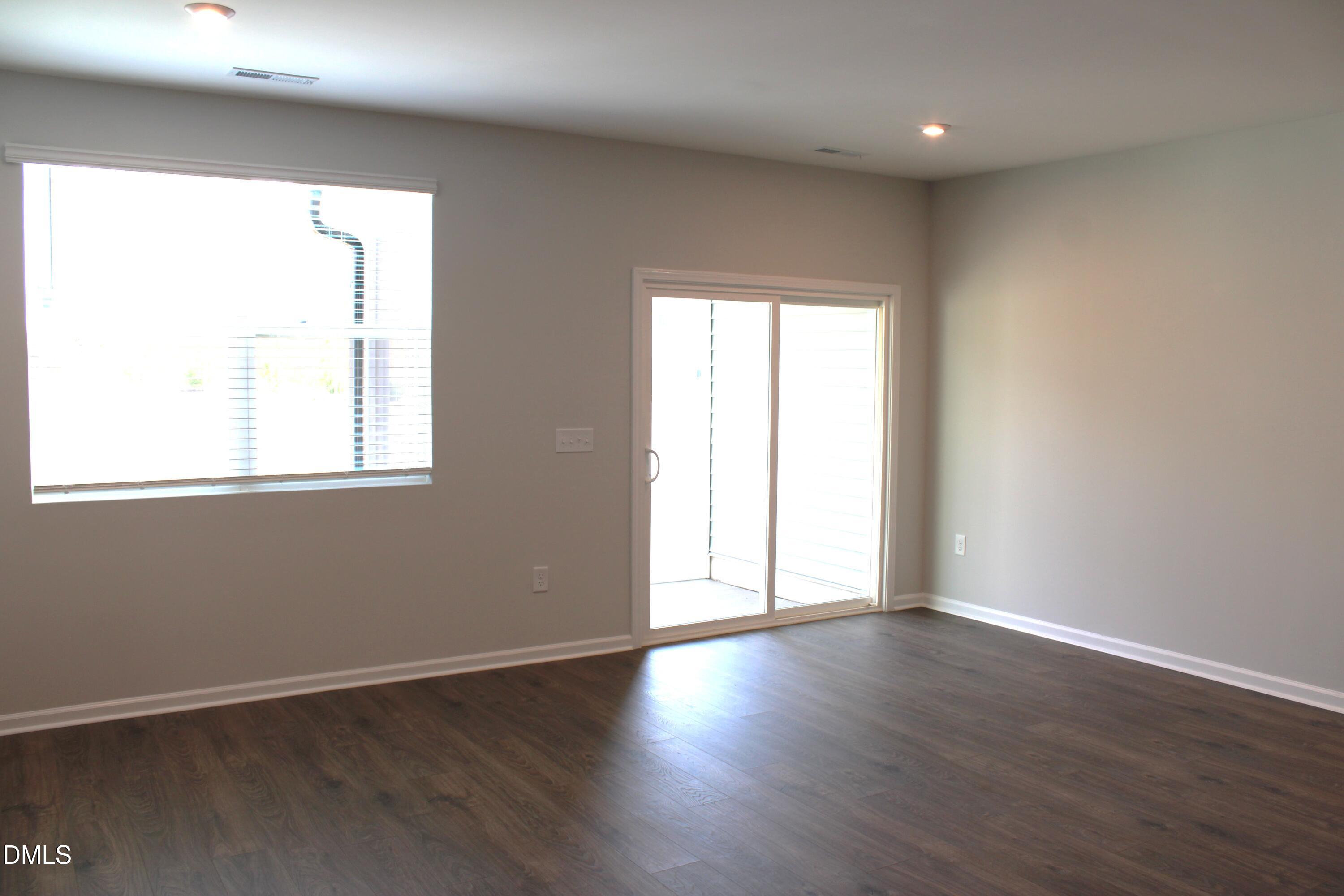1369 Bessie Court Property Photo 11