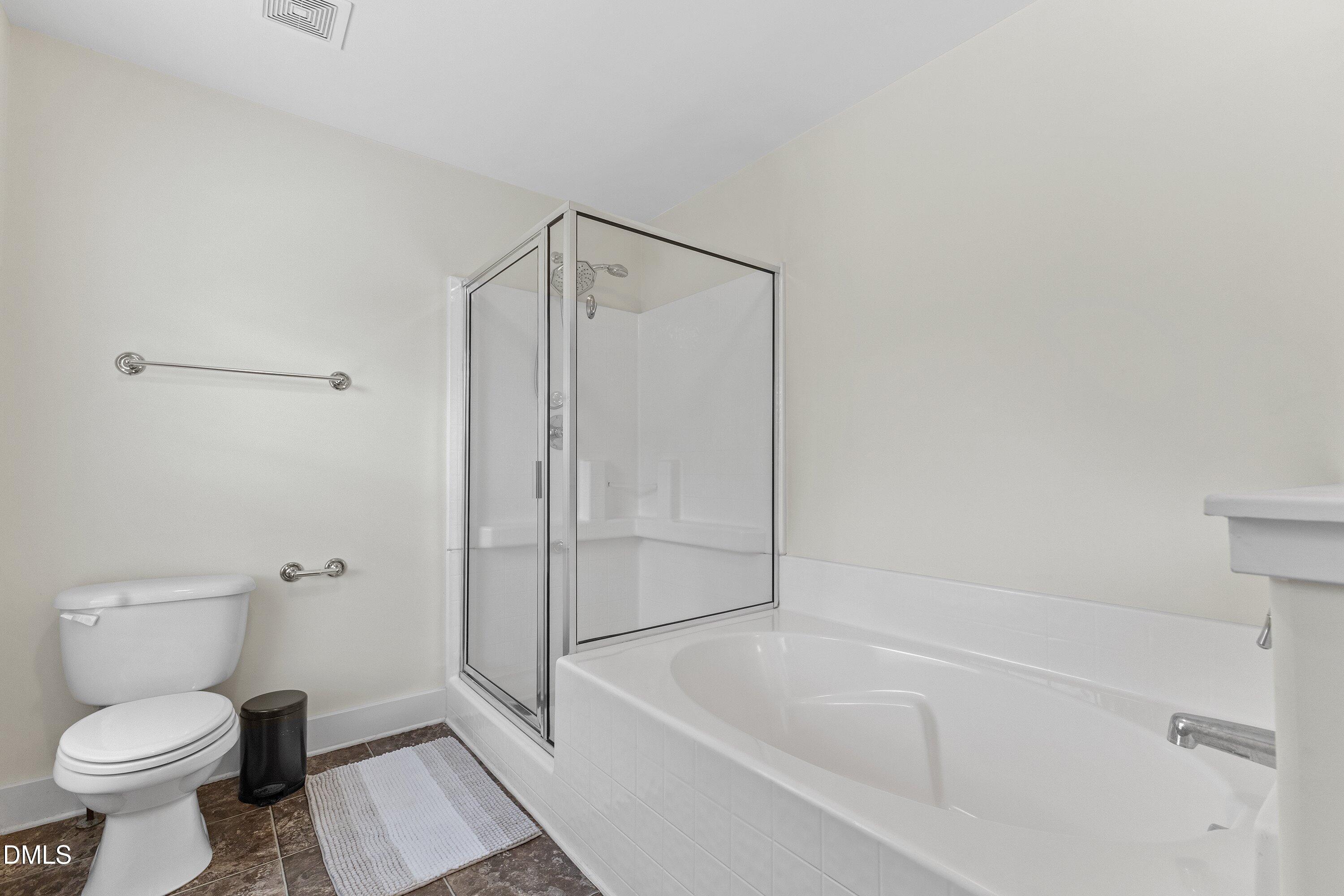 3820 Amelia Park Drive Property Photo 24