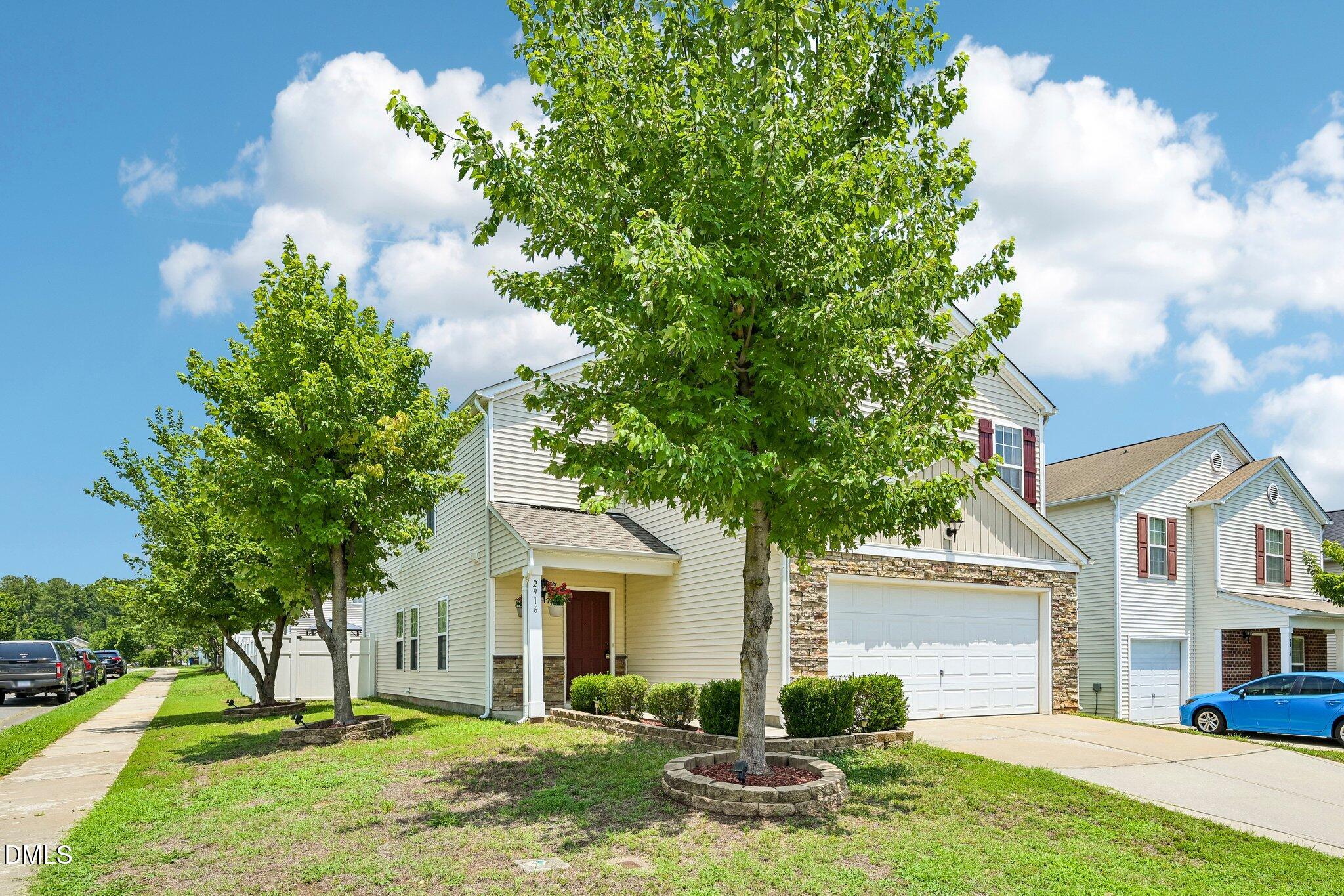 2916 Skybrook Lane Property Photo 3