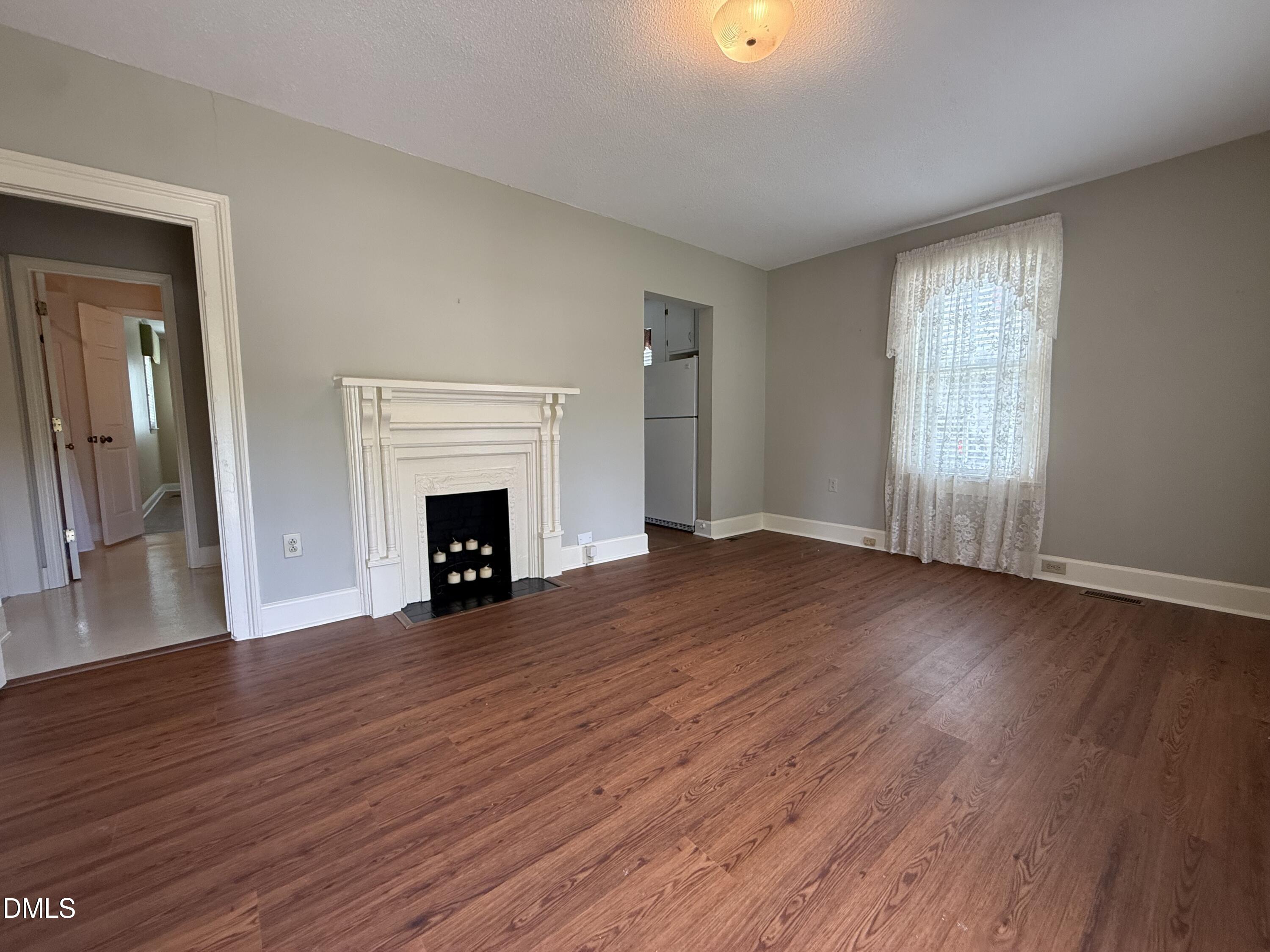 304 E Woodall Street Property Photo 6
