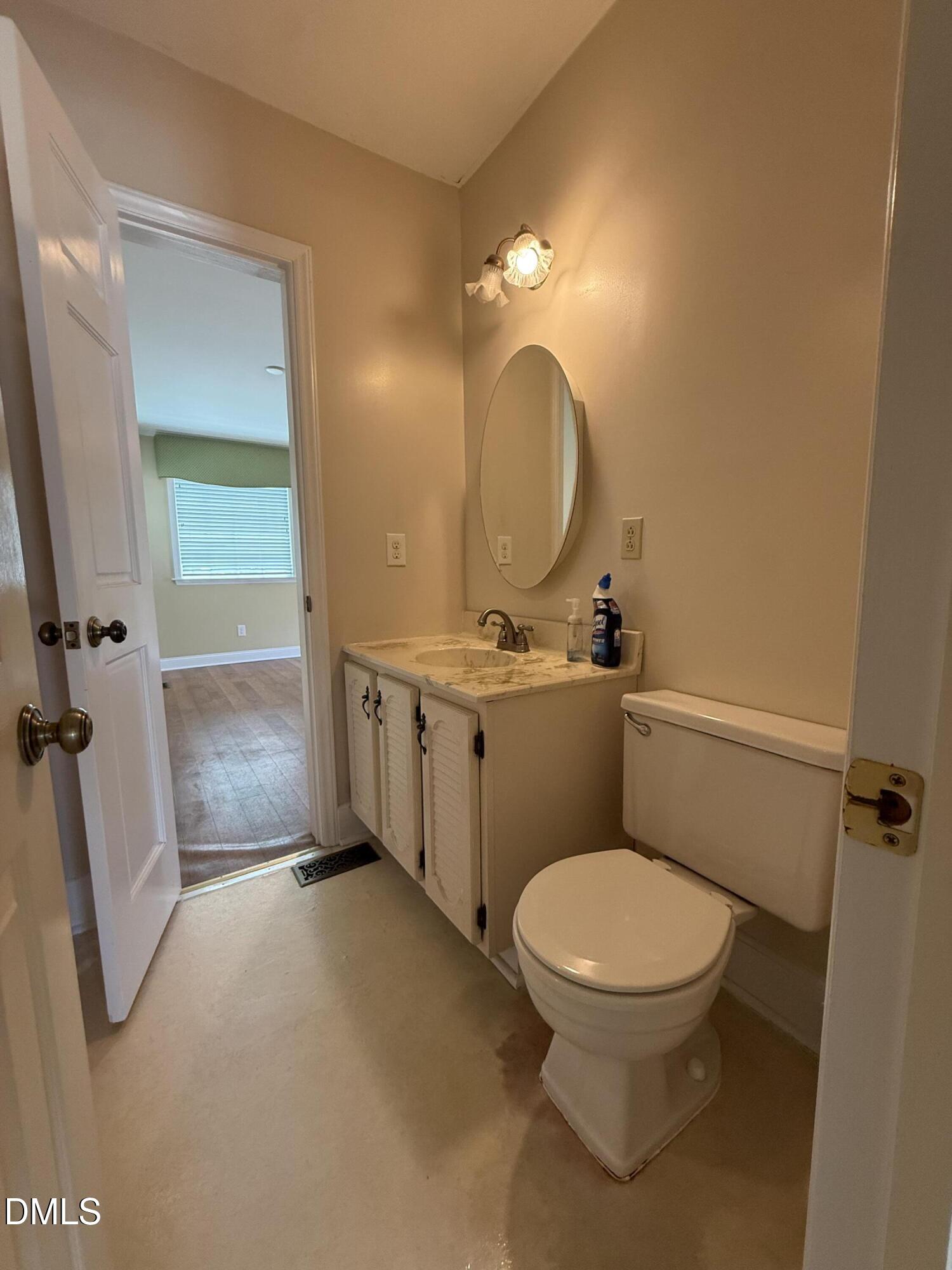 304 E Woodall Street Property Photo 12