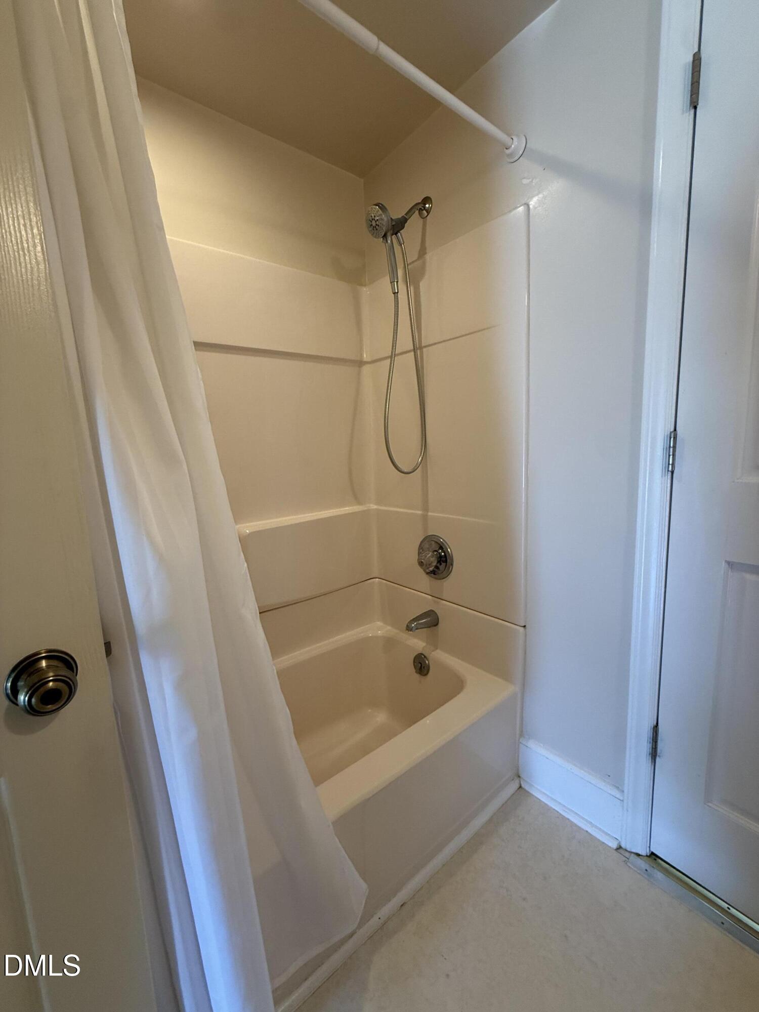 304 E Woodall Street Property Photo 14