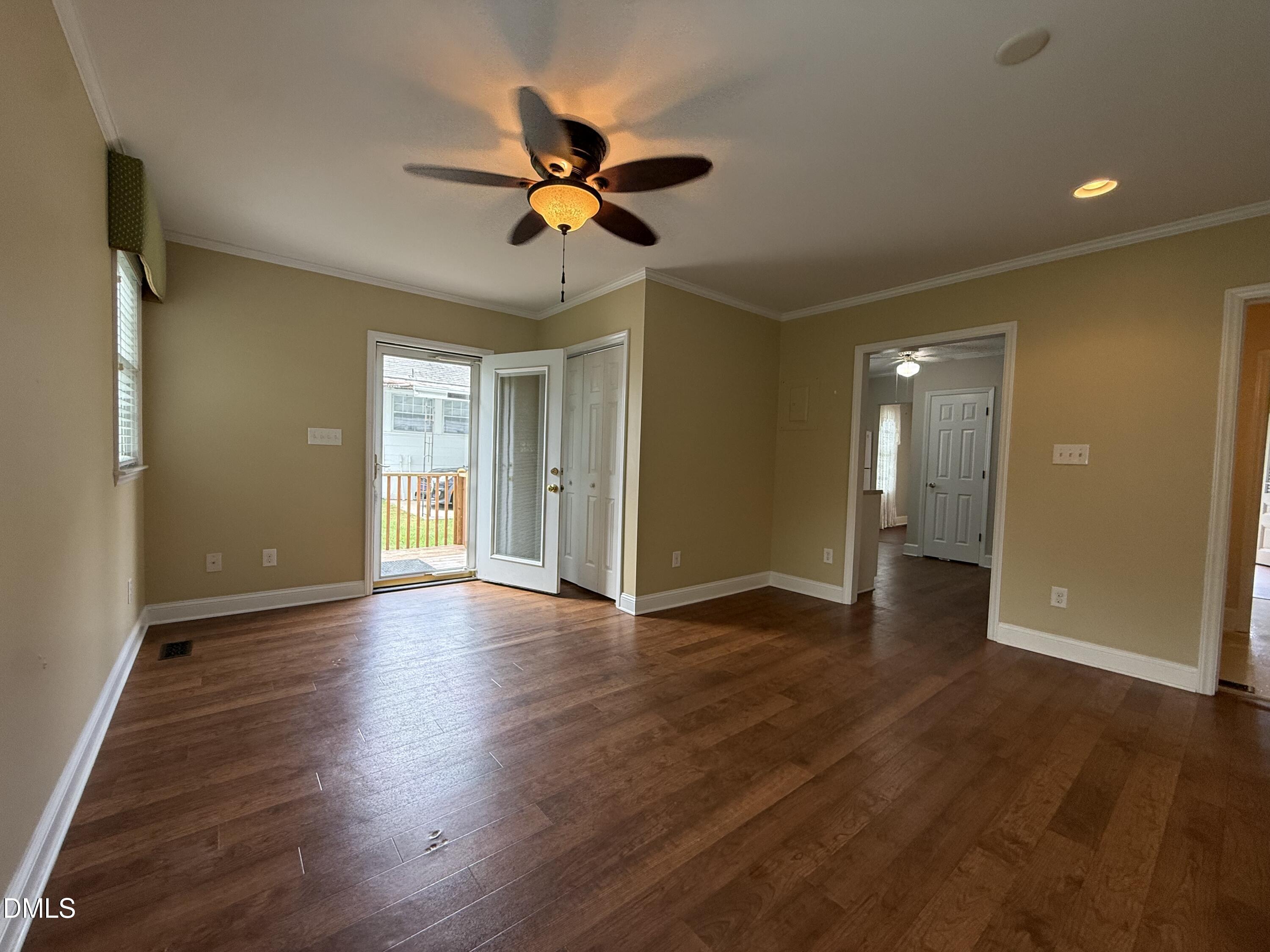 304 E Woodall Street Property Photo 18