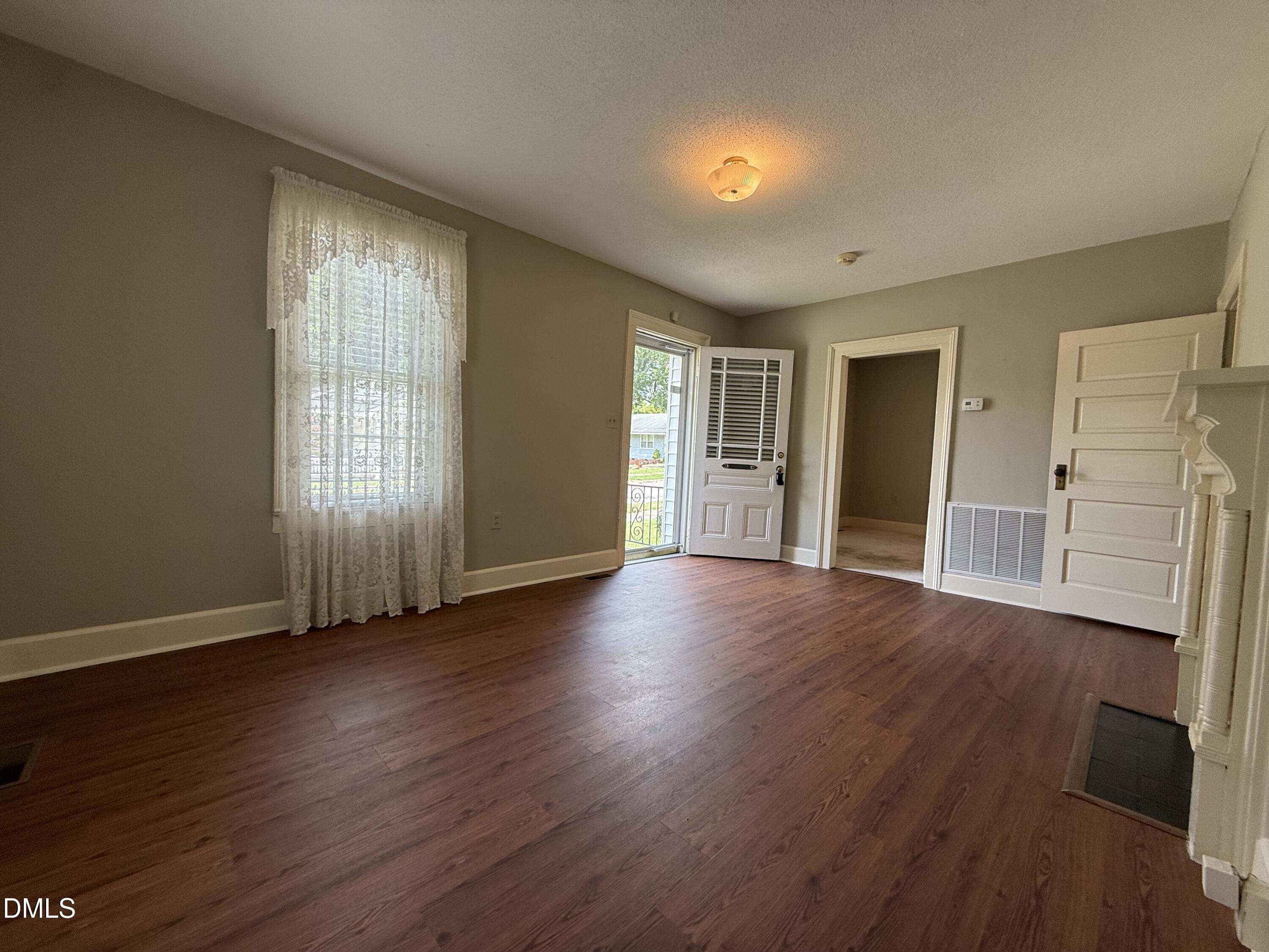 304 E Woodall Street Property Photo 20