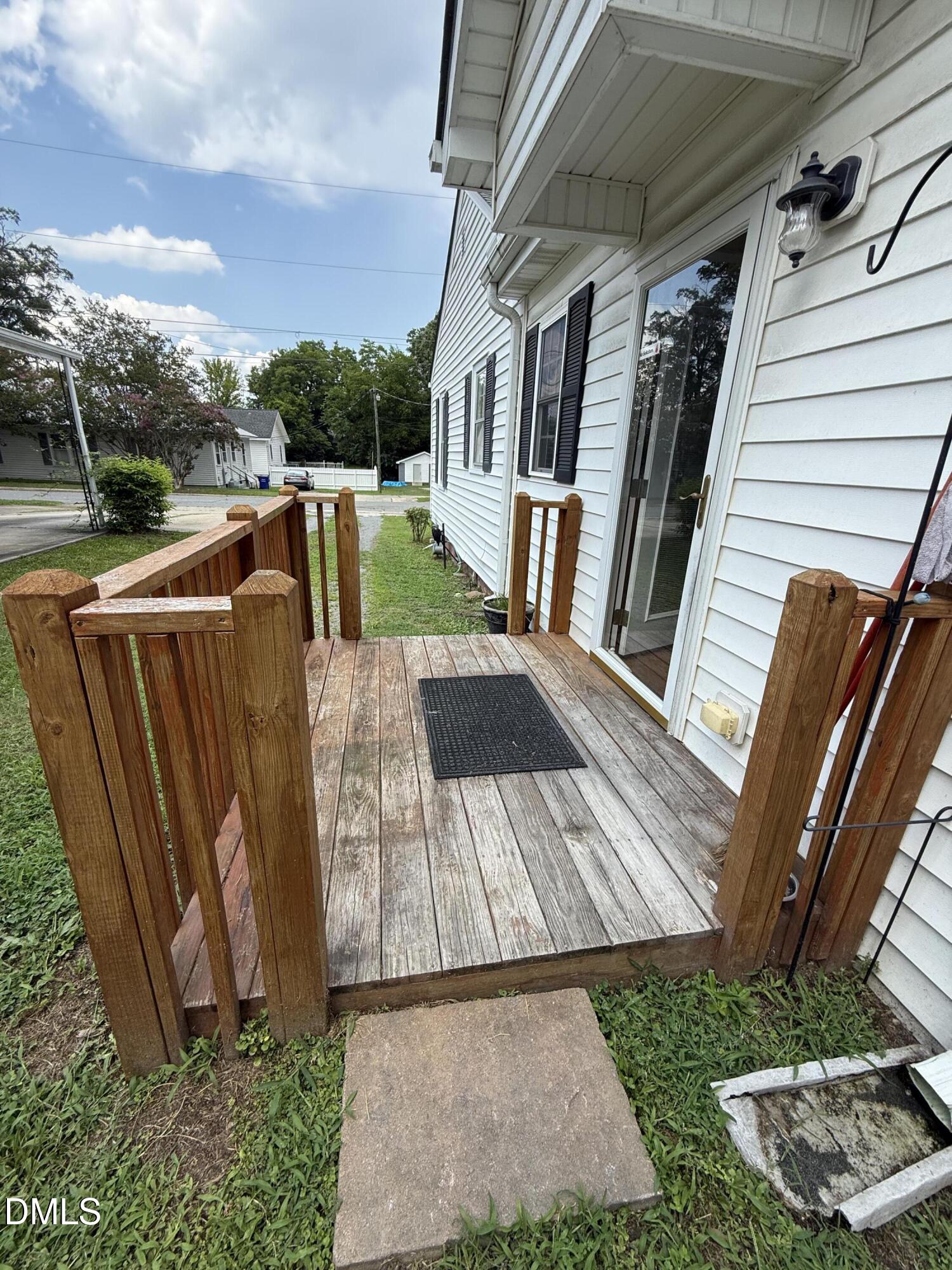 304 E Woodall Street Property Photo 21