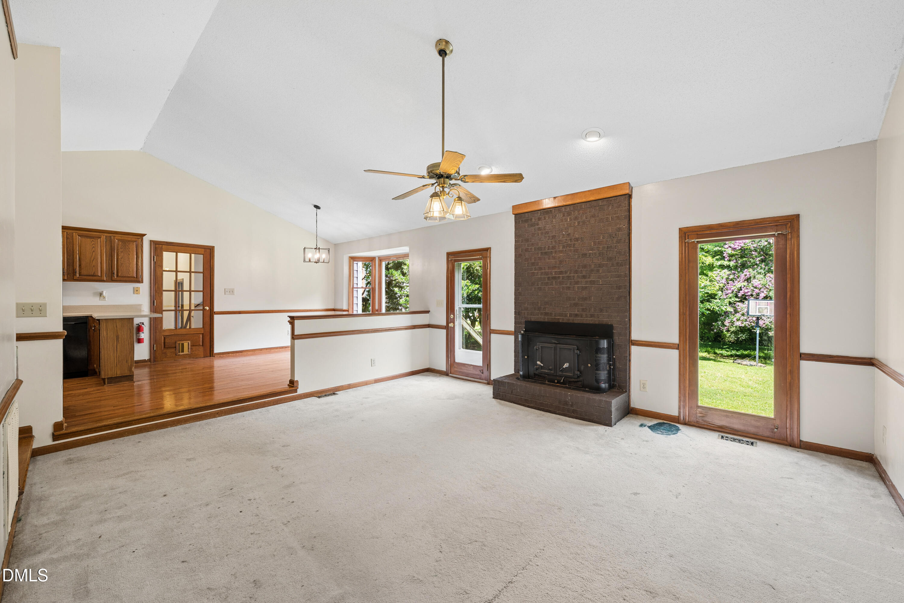 2632 N Shiloh Road Property Photo 7