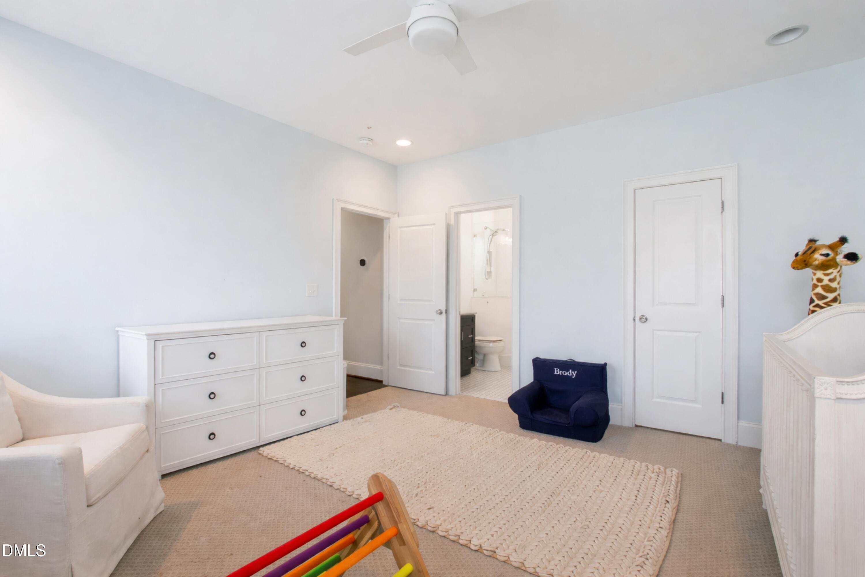 2615 Davis Street Property Photo 48