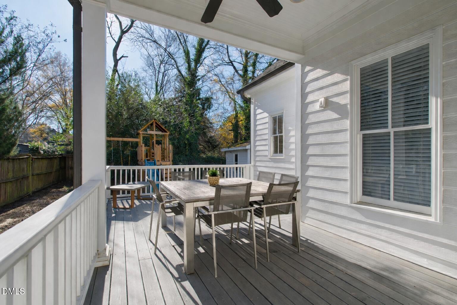 2615 Davis Street Property Photo 58