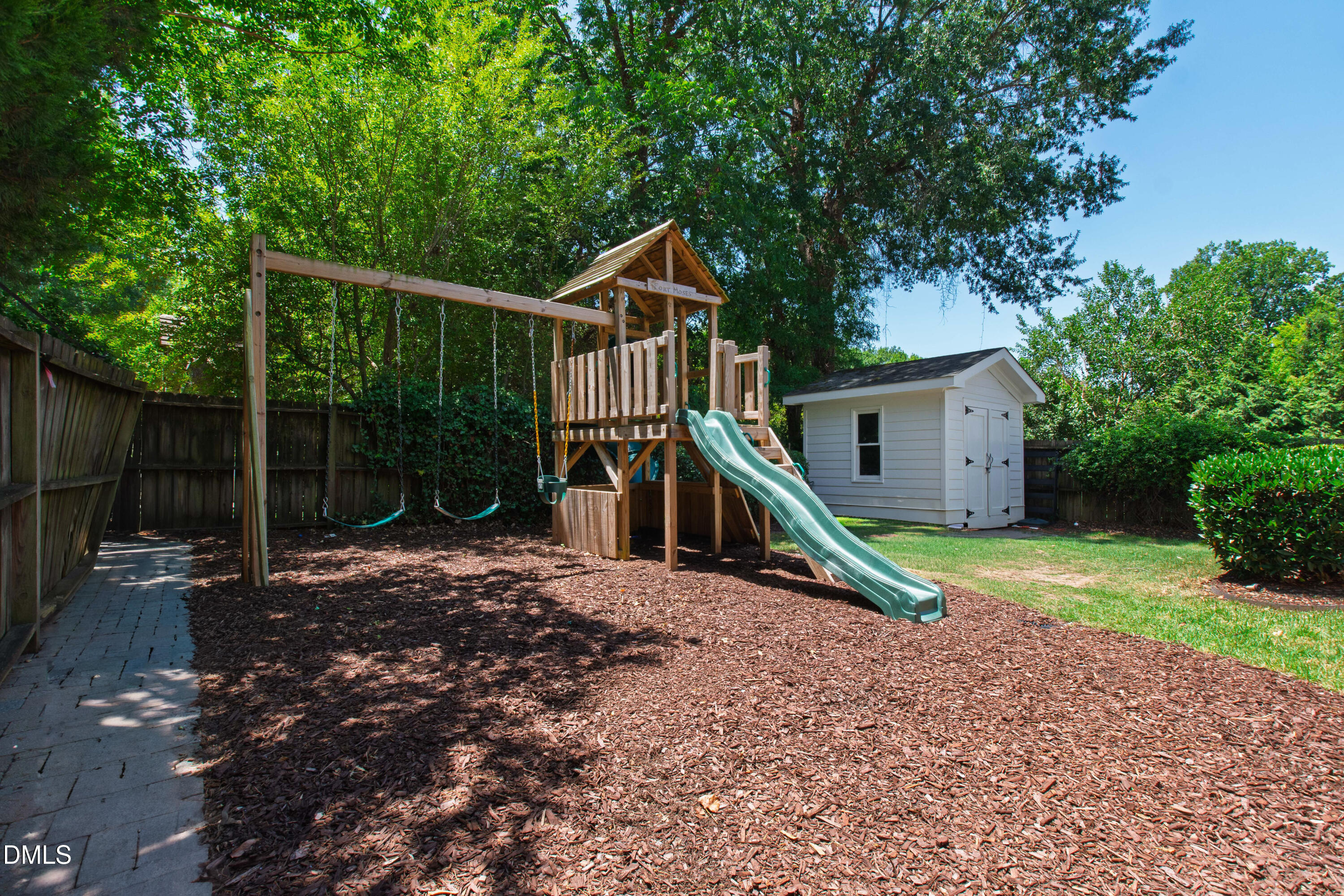2615 Davis Street Property Photo 64