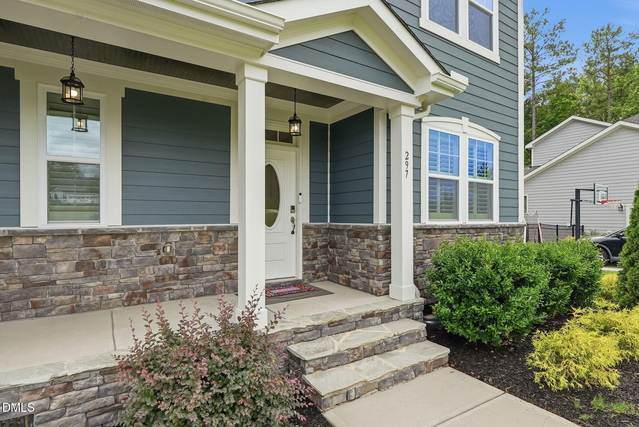 297 Bonaventure Drive Property Photo 2