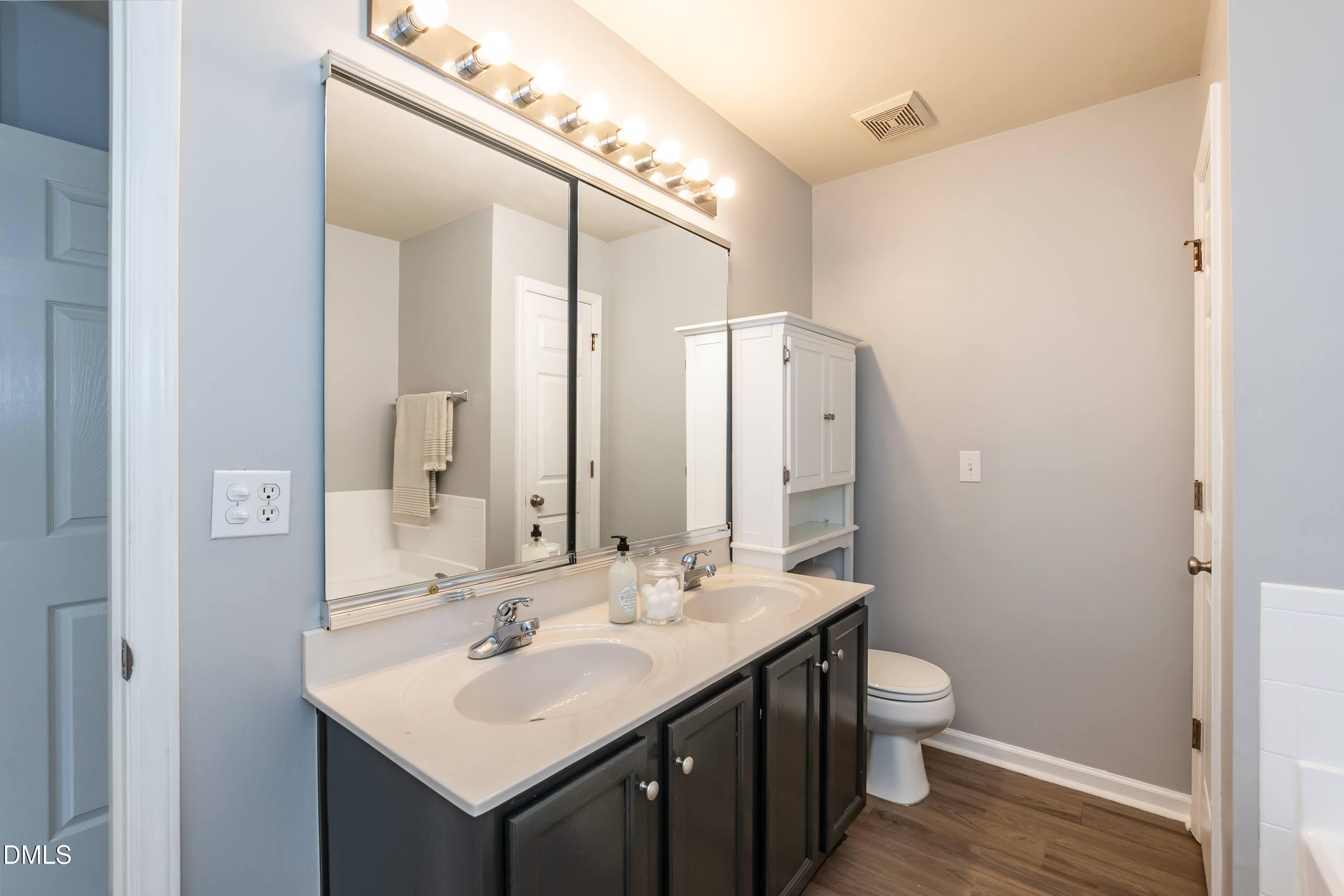 2200 Valley Edge Drive 104 Property Photo 31
