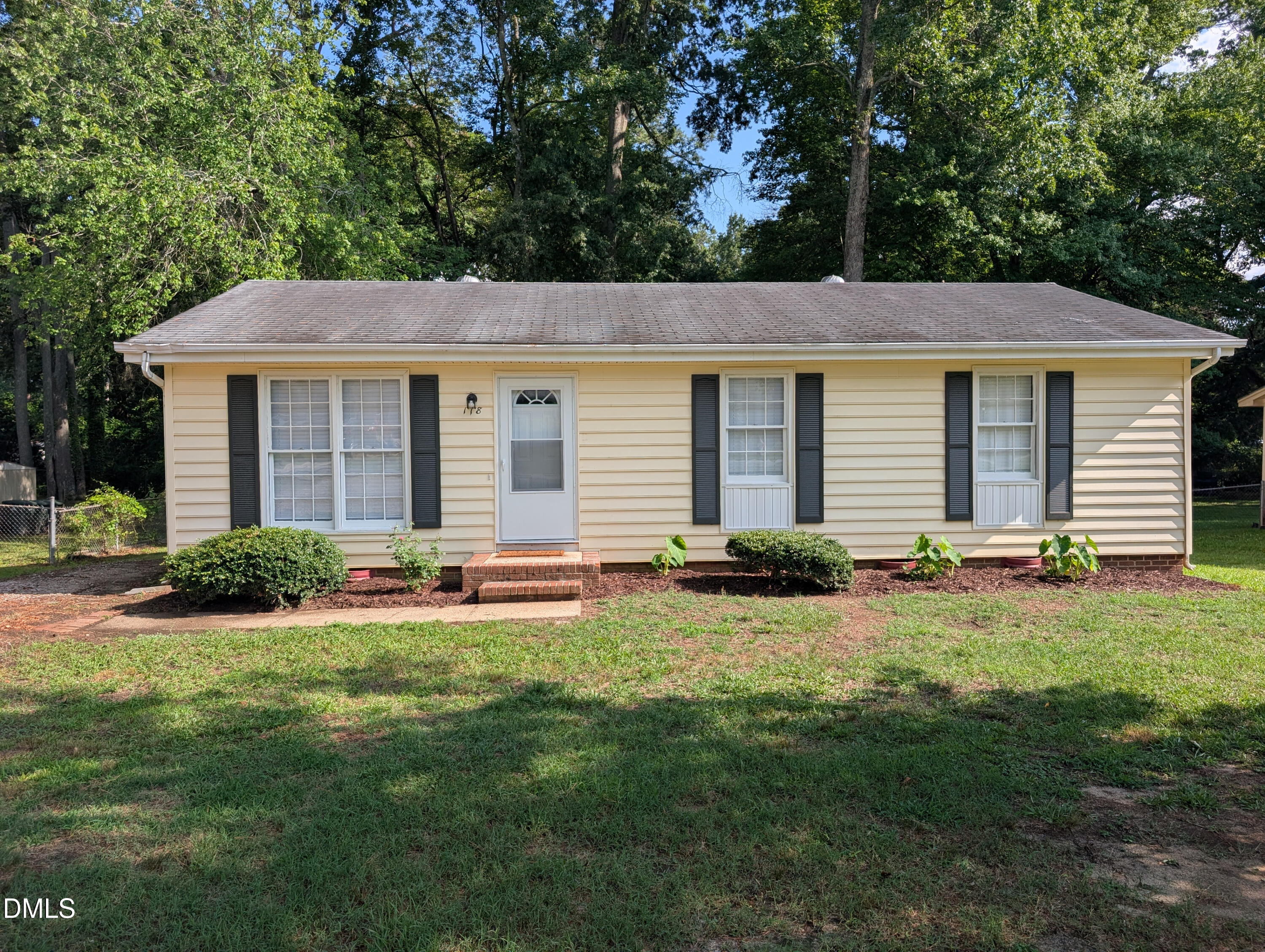 118 E Mciver Street Property Photo 1