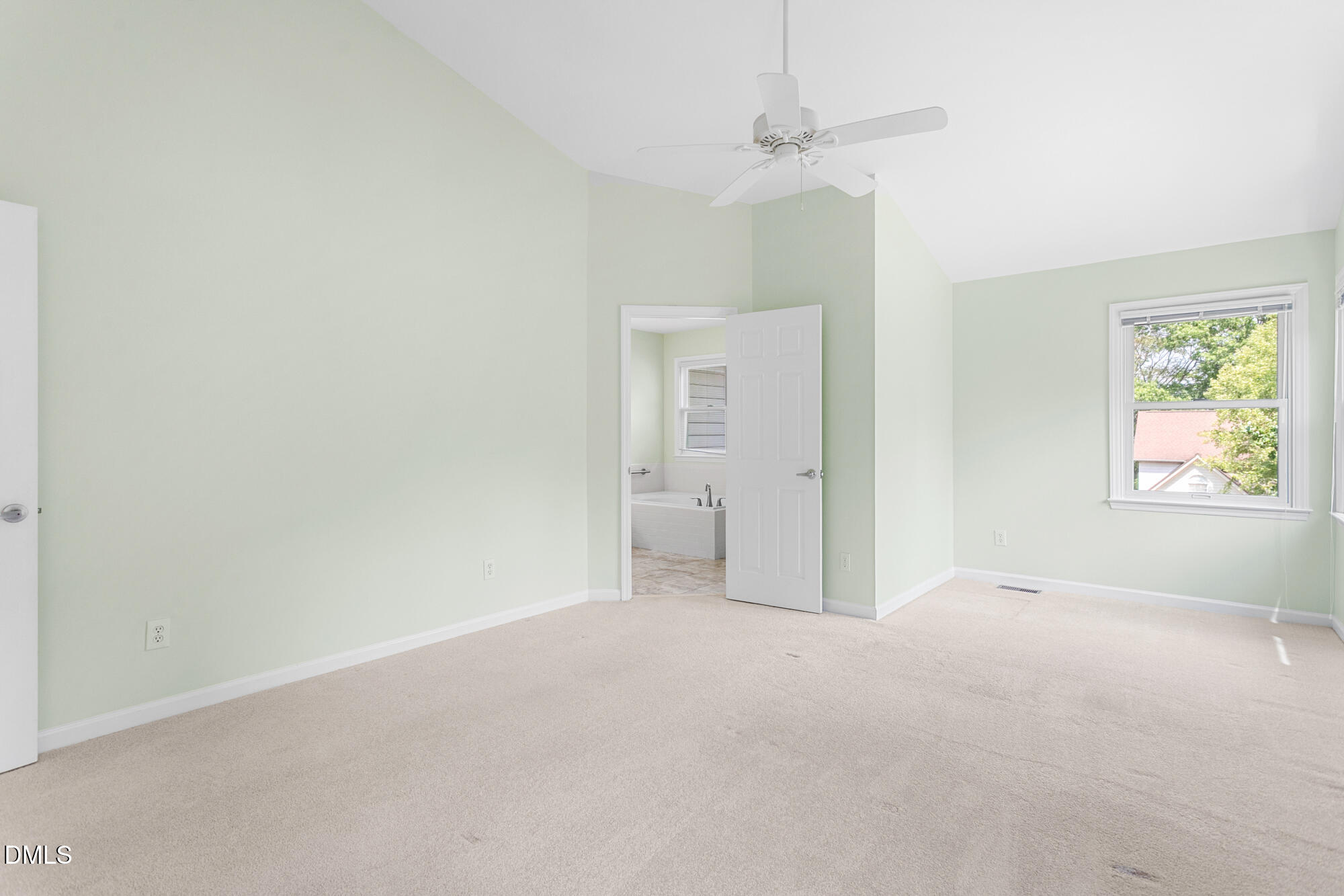 207 Windhover Drive Property Photo 24