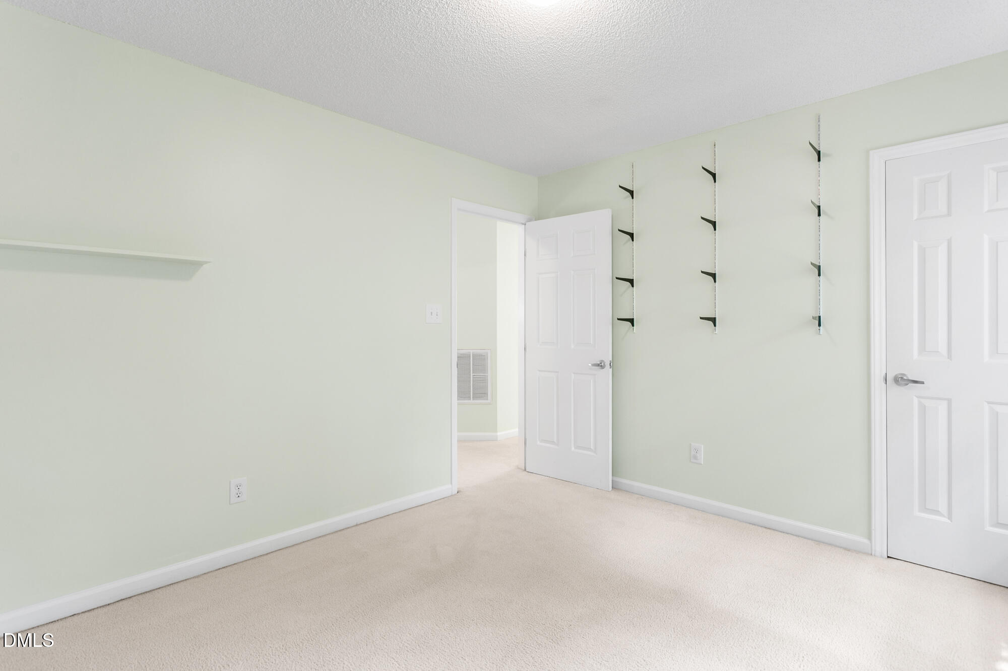 207 Windhover Drive Property Photo 34